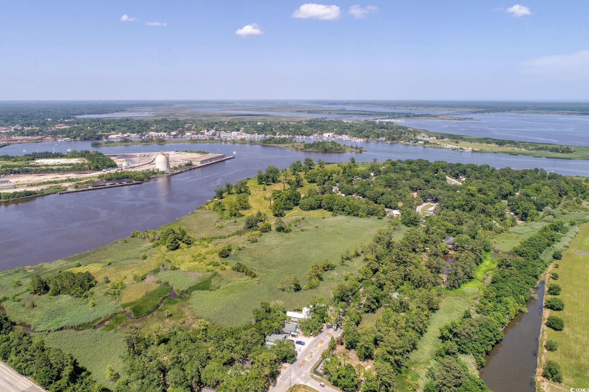 610 Bayview Dr.