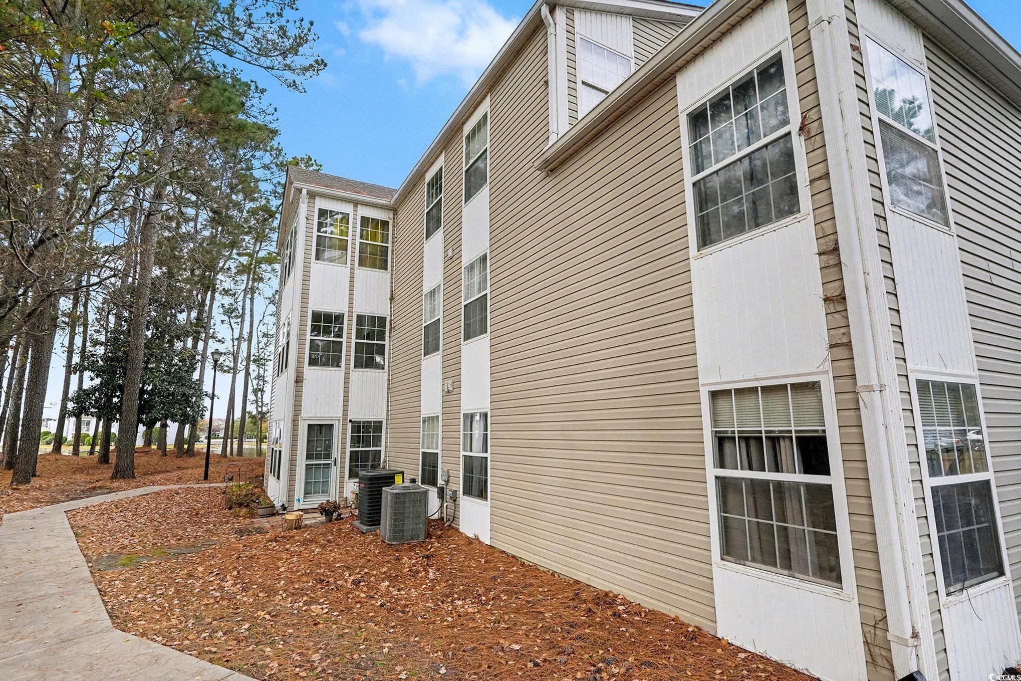 140 Spanish Oak Ct. Unit: E