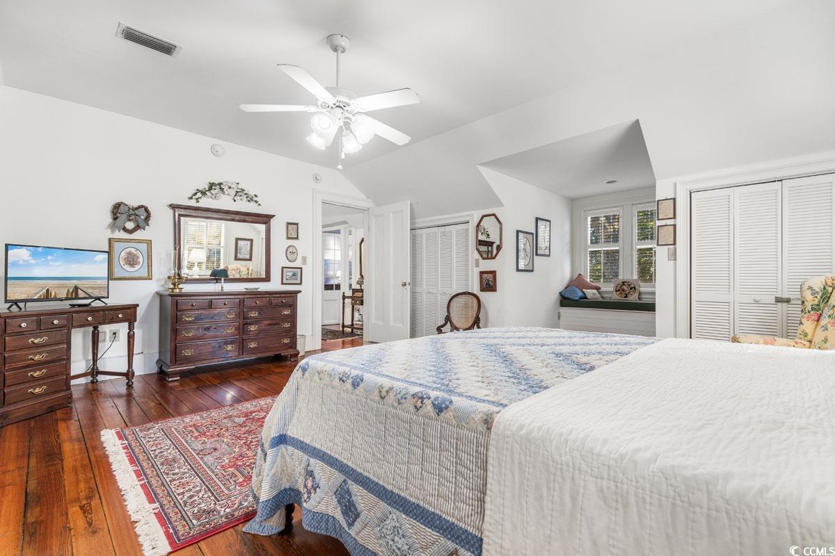 563 Chandler Ave.