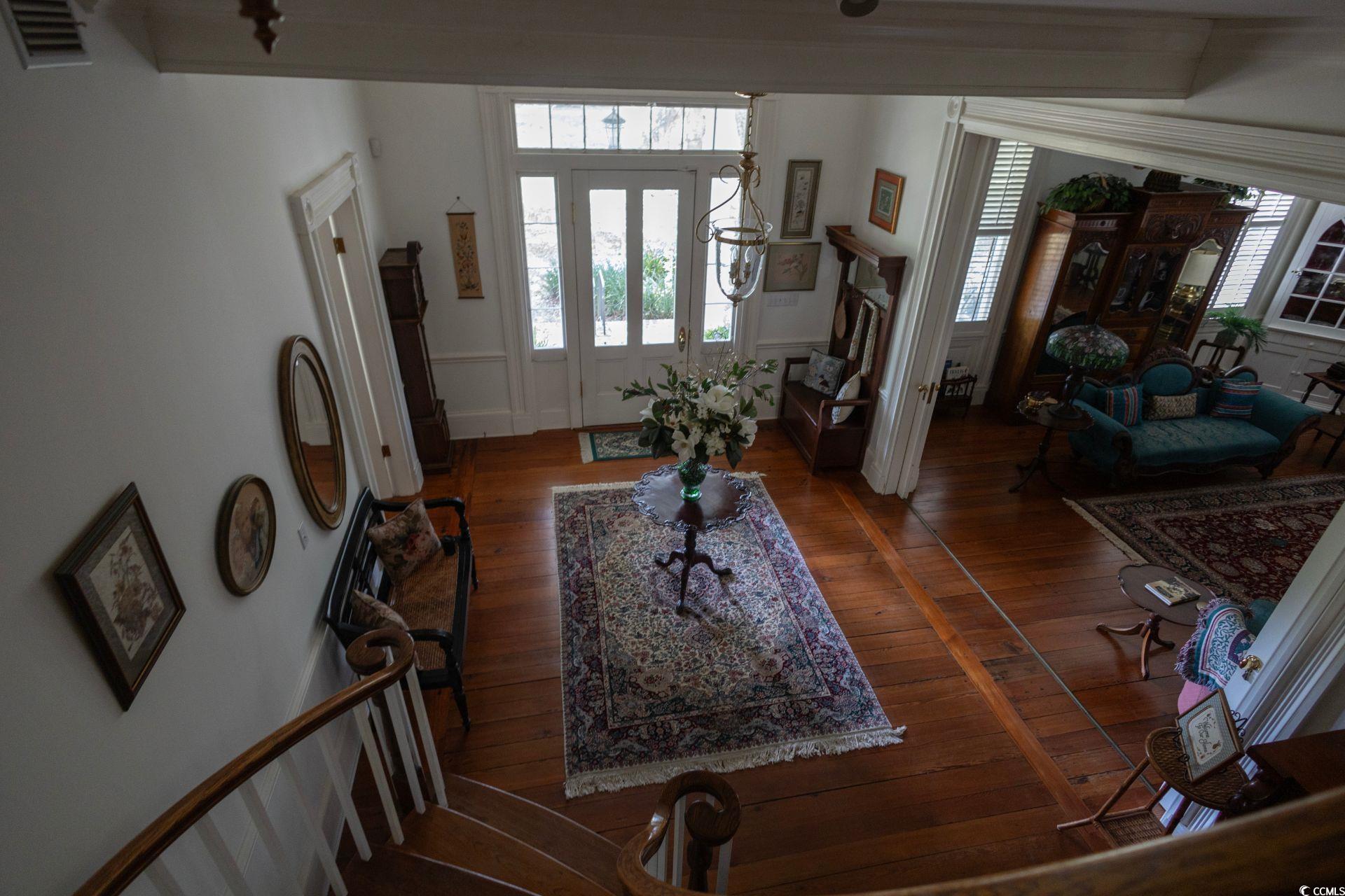 563 Chandler Ave.