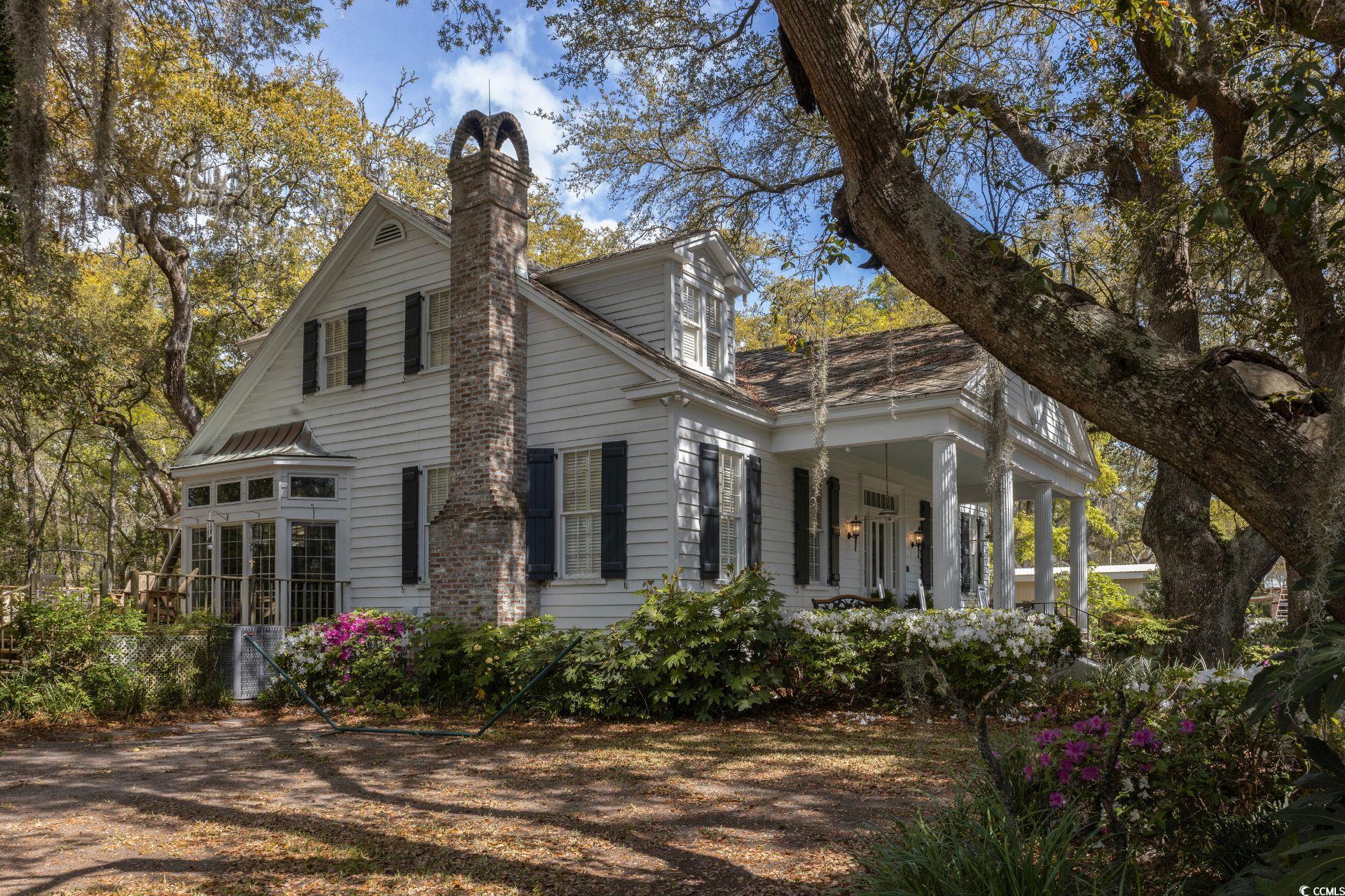 563 Chandler Ave.