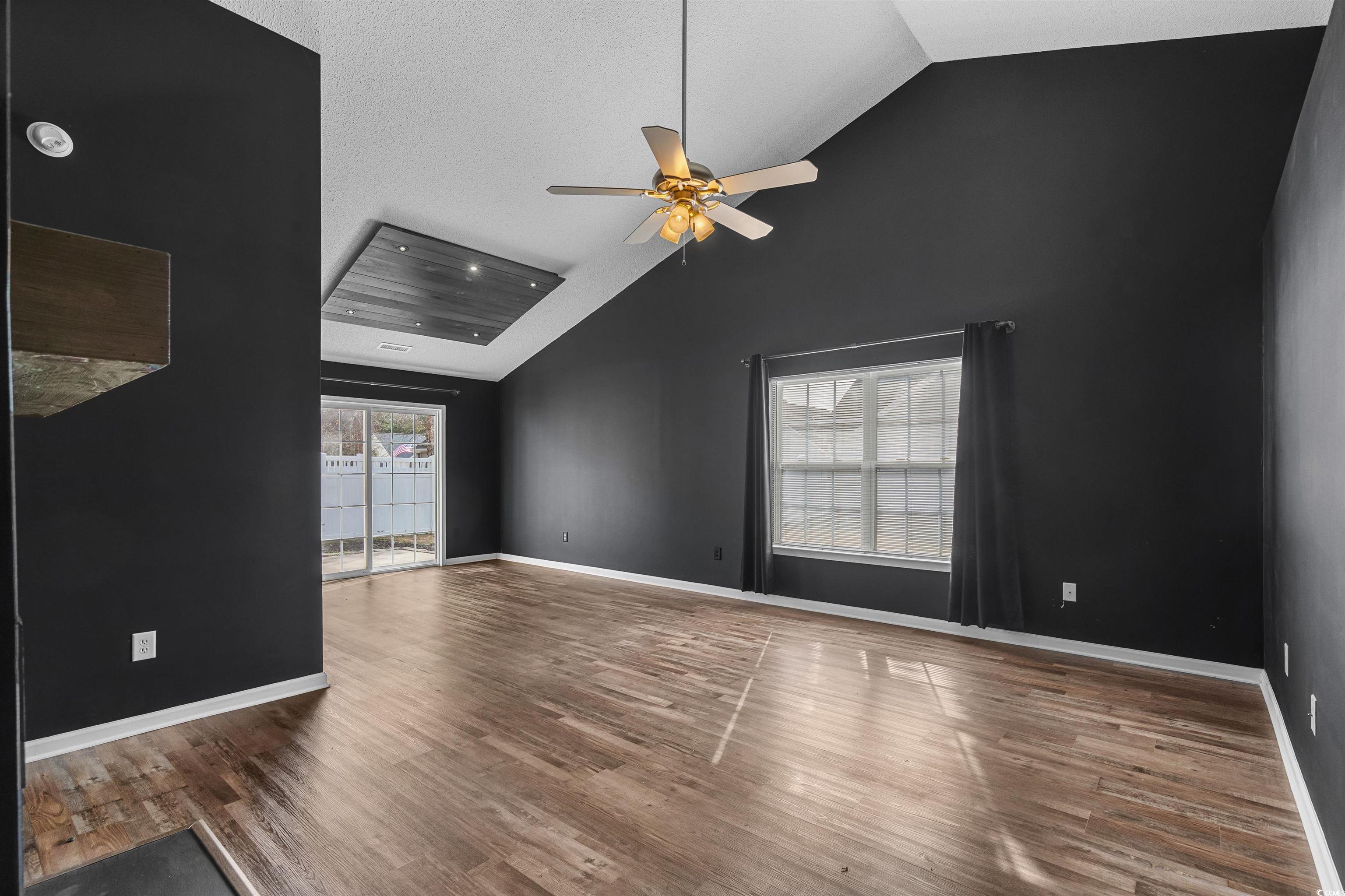 5029 Capulet Circle
