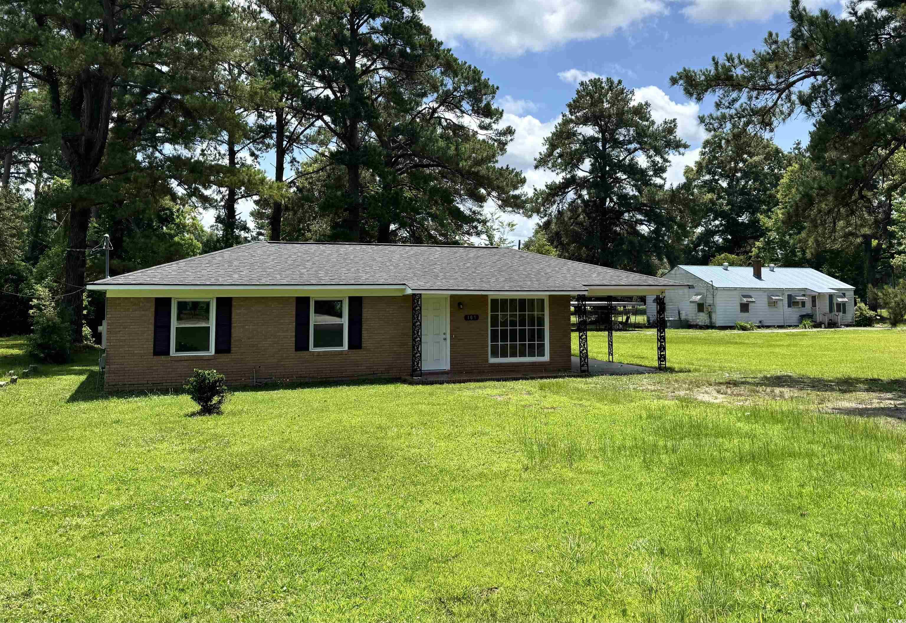 109 S Maple Ave.