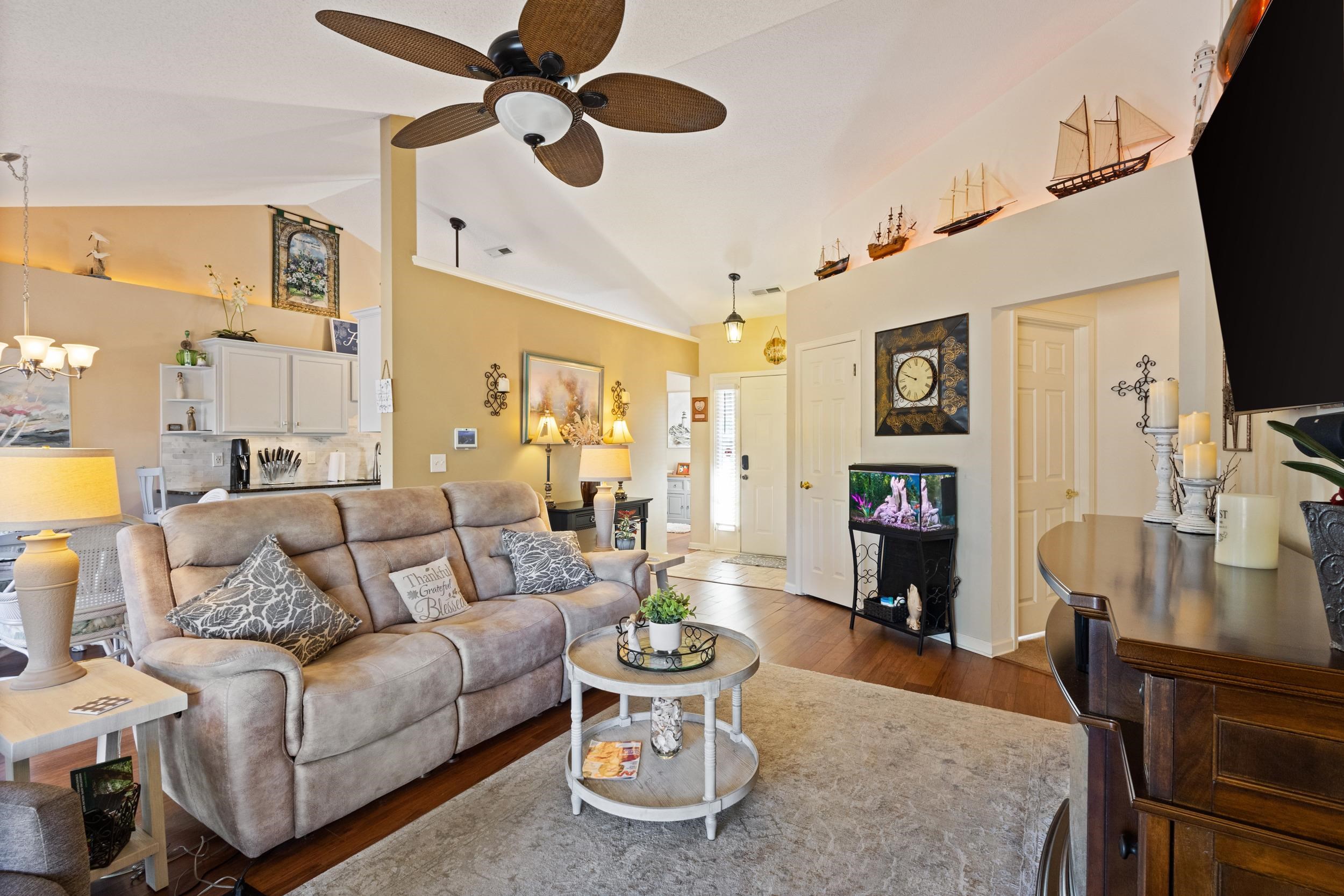103 St. Andrews Ln.