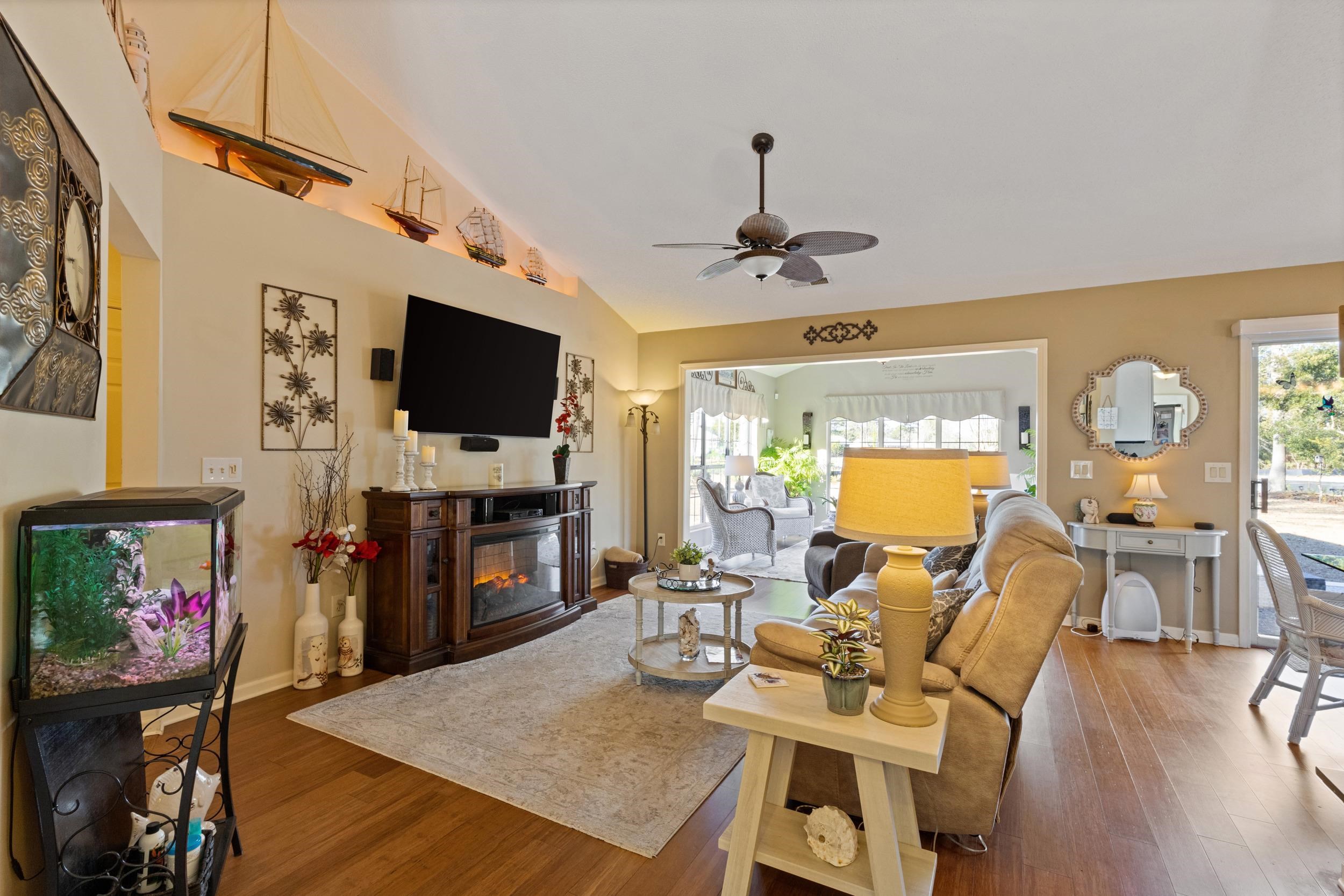 103 St. Andrews Ln.