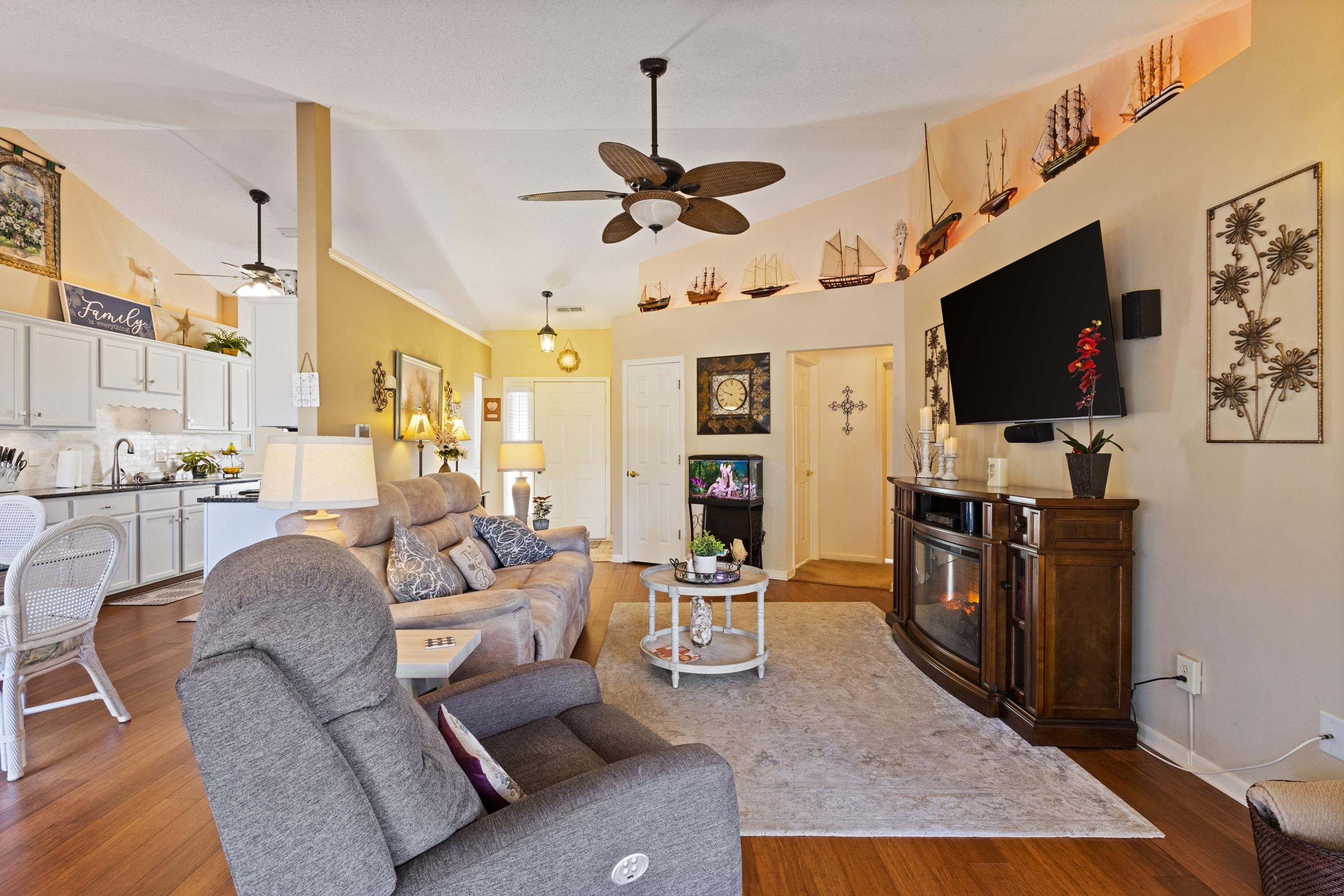 103 St. Andrews Ln.
