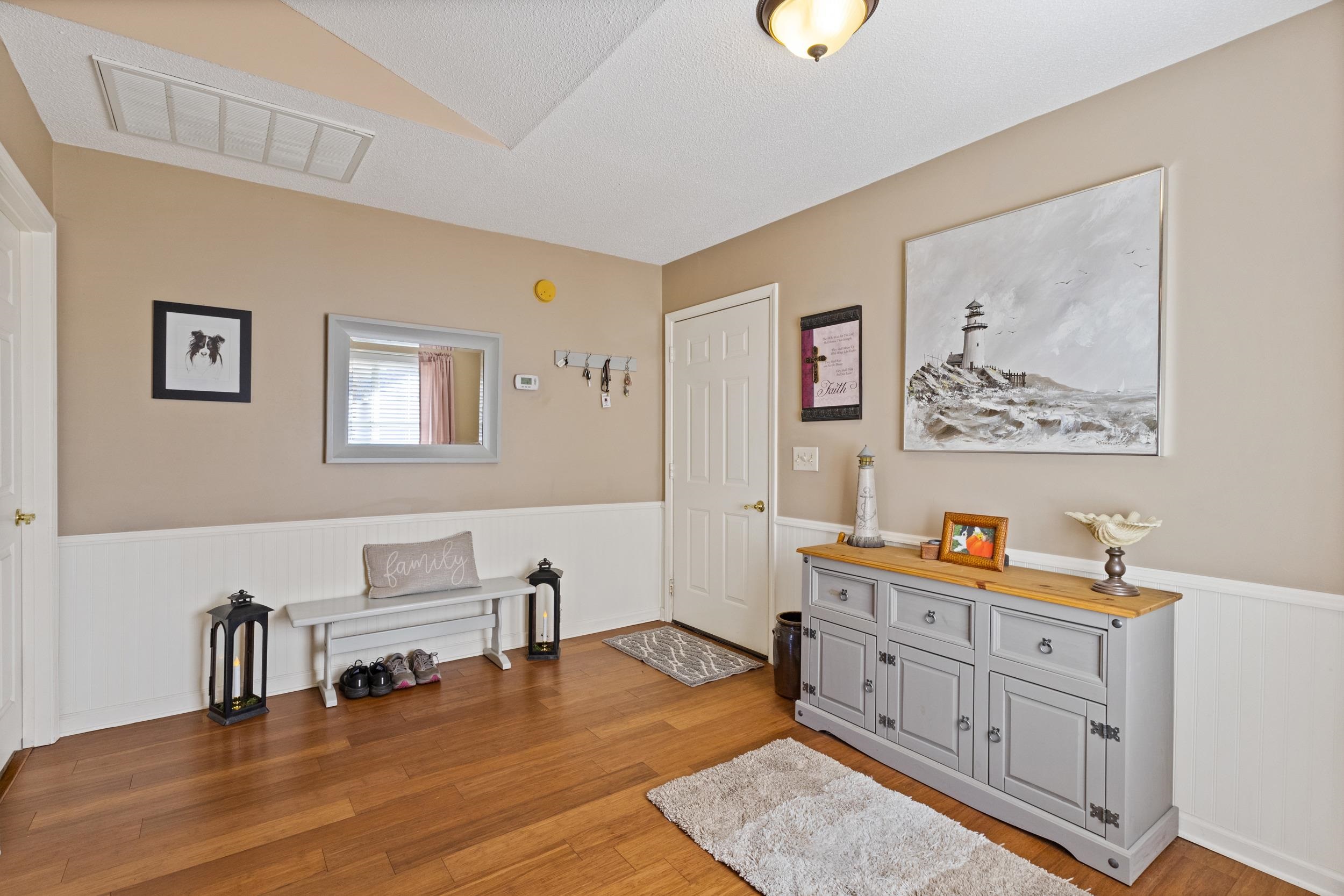 103 St. Andrews Ln.