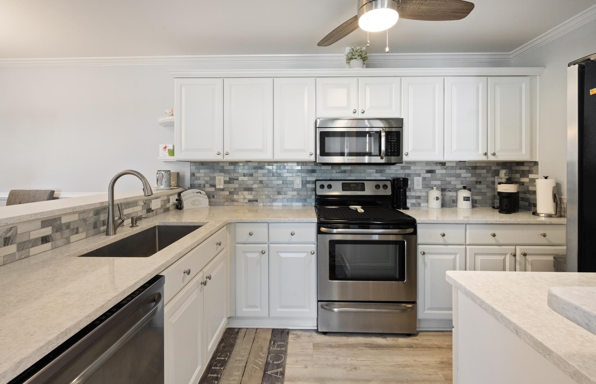 4665 Fringetree Dr. Unit: 5E