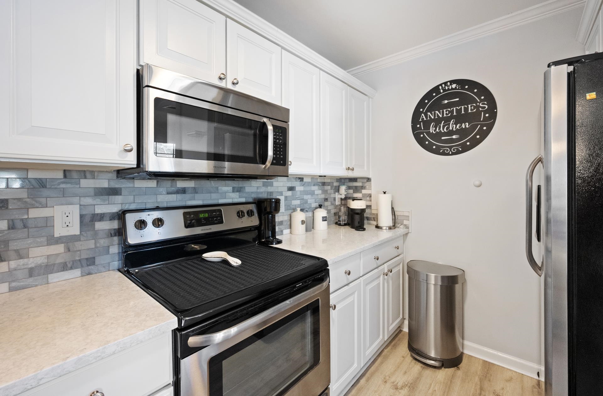 4665 Fringetree Dr. Unit: 5E