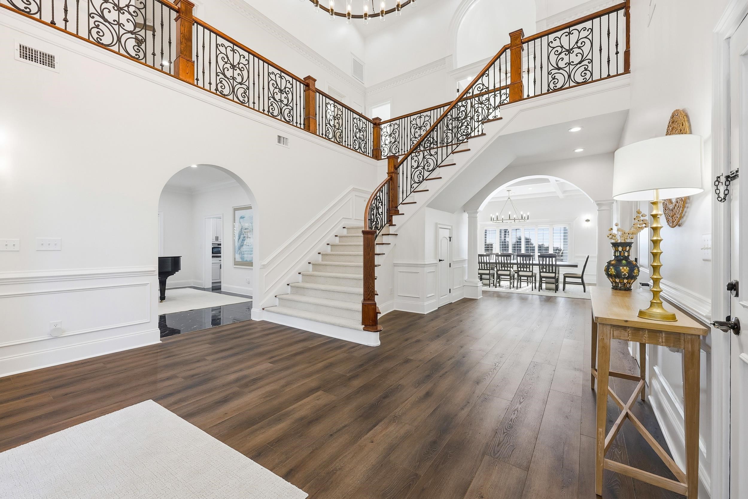 5104 Ocean Blvd. N