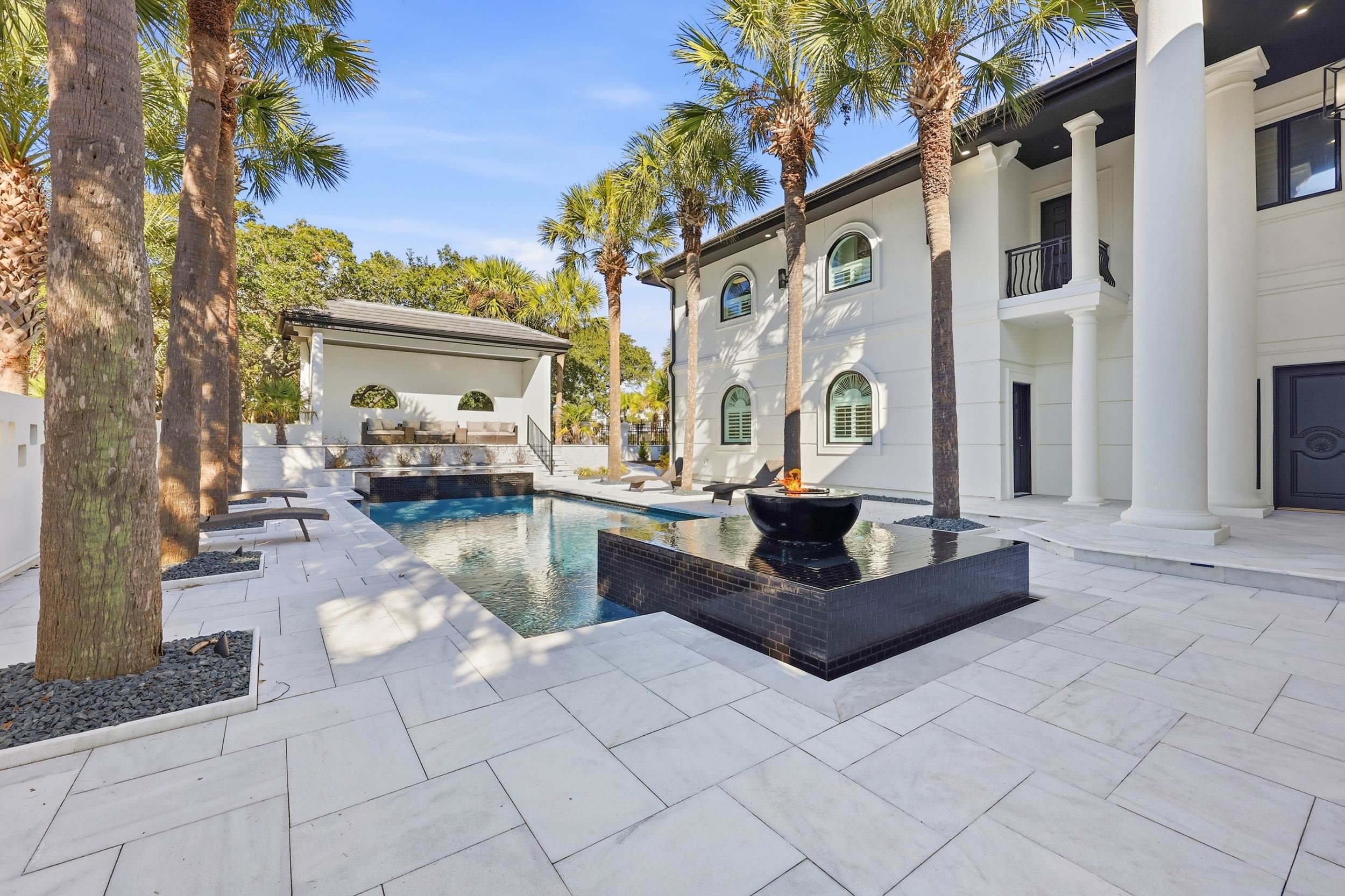 5104 Ocean Blvd. N