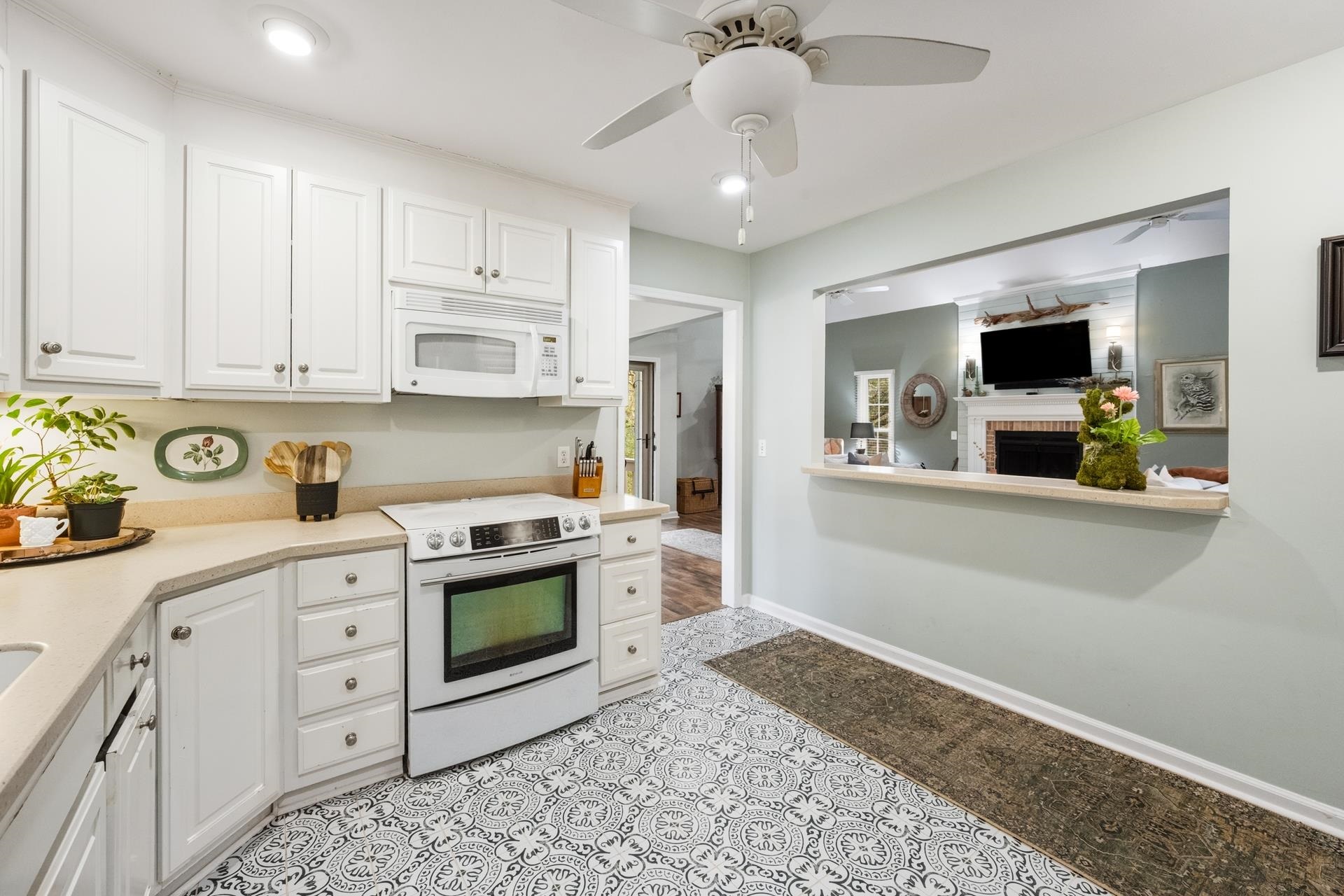 145 Old Tram Way