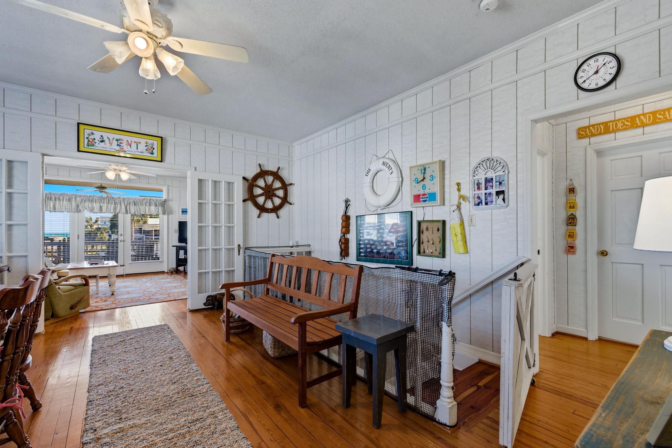566 Yucca Ave.