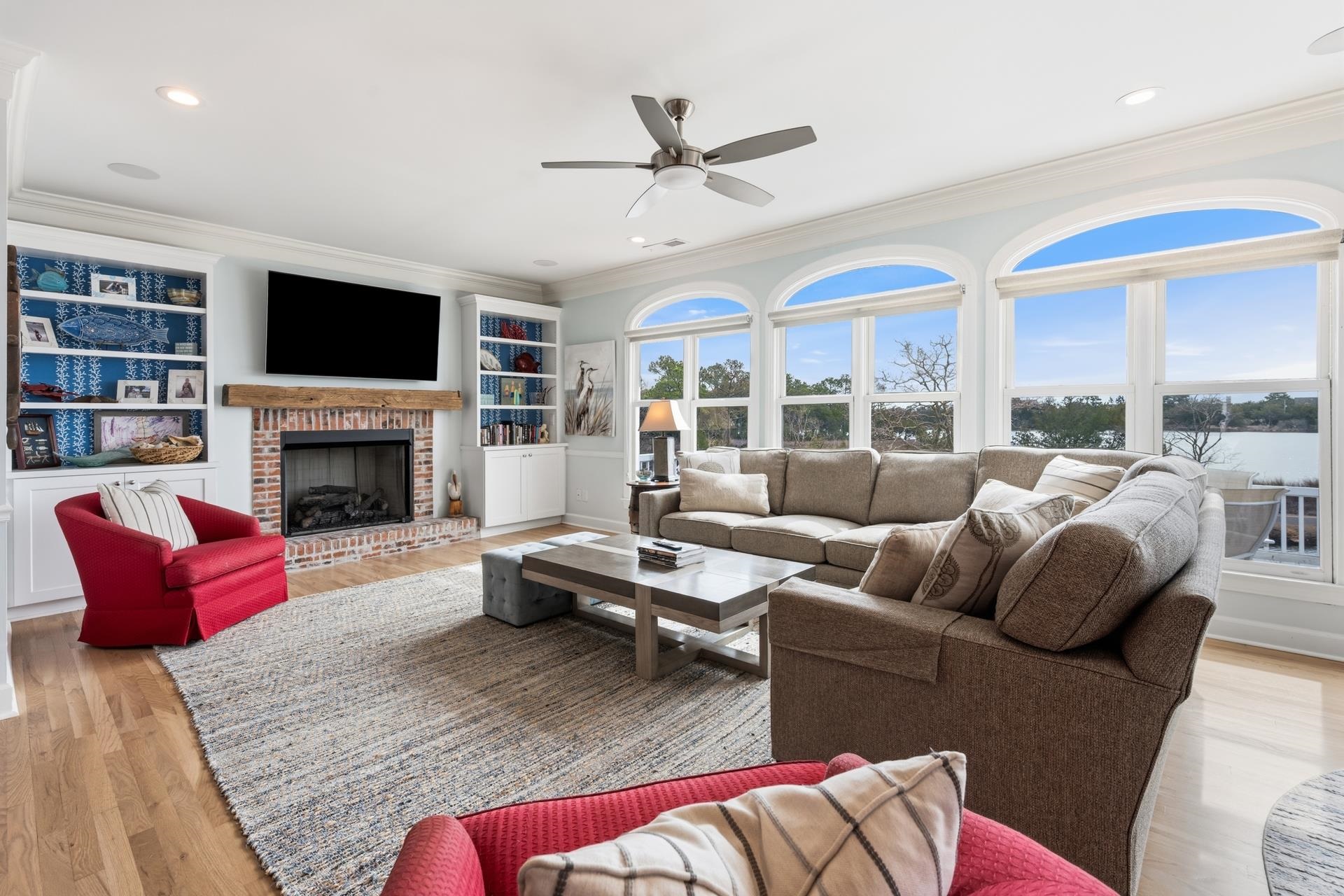 191 Marsh Lake Dr. Unit: 25