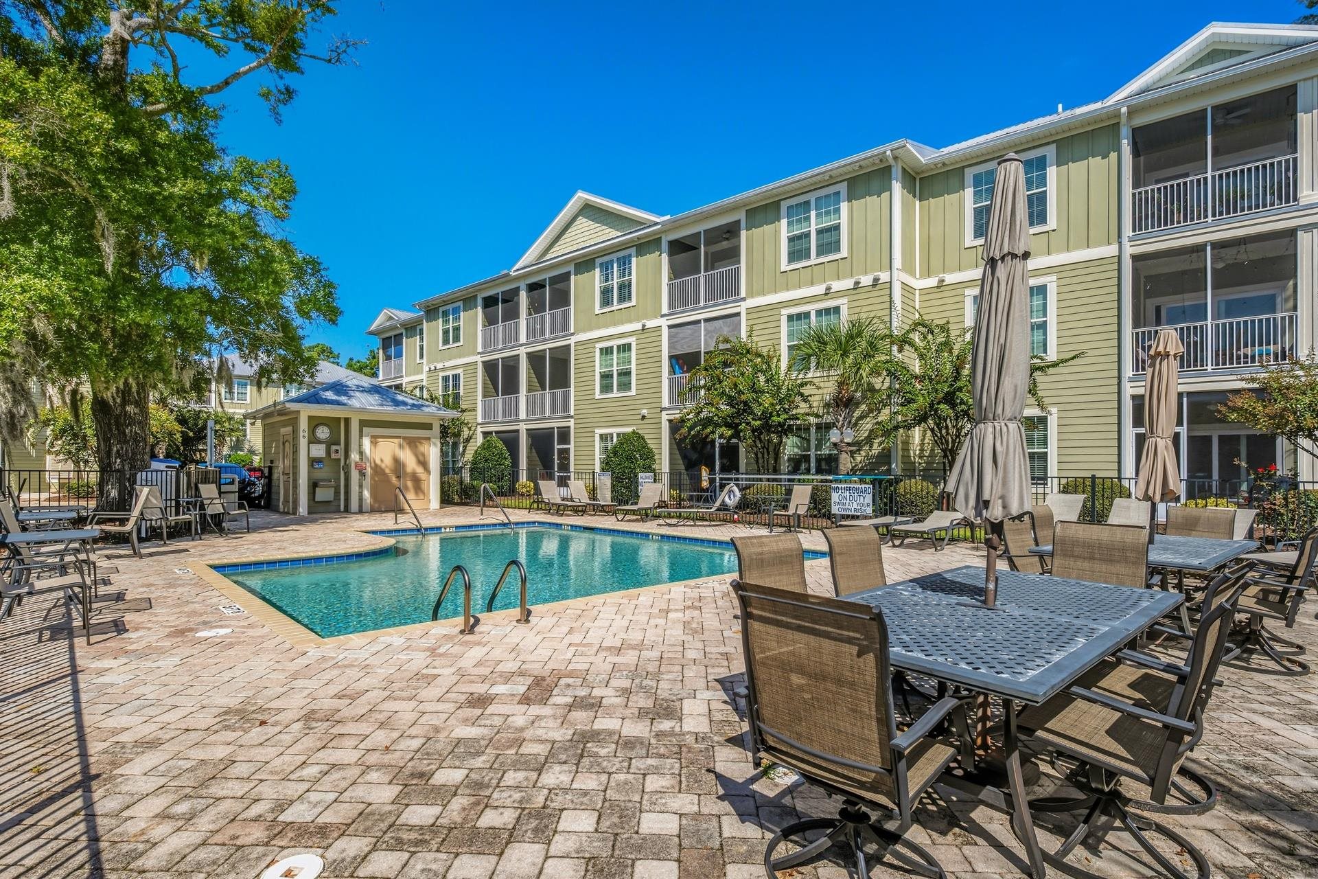 48 Mingo Dr. Unit: 2D