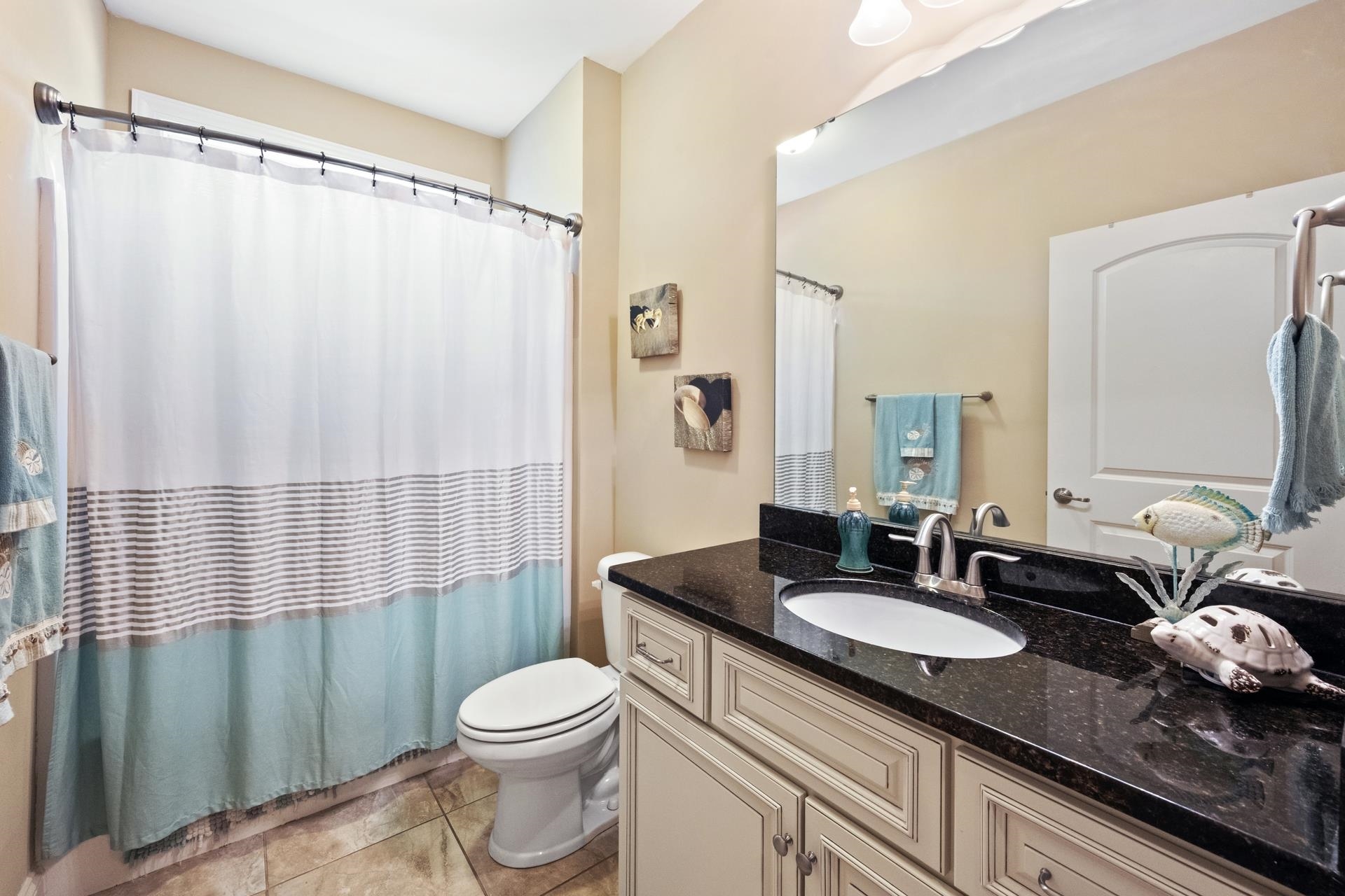 48 Mingo Dr. Unit: 2D