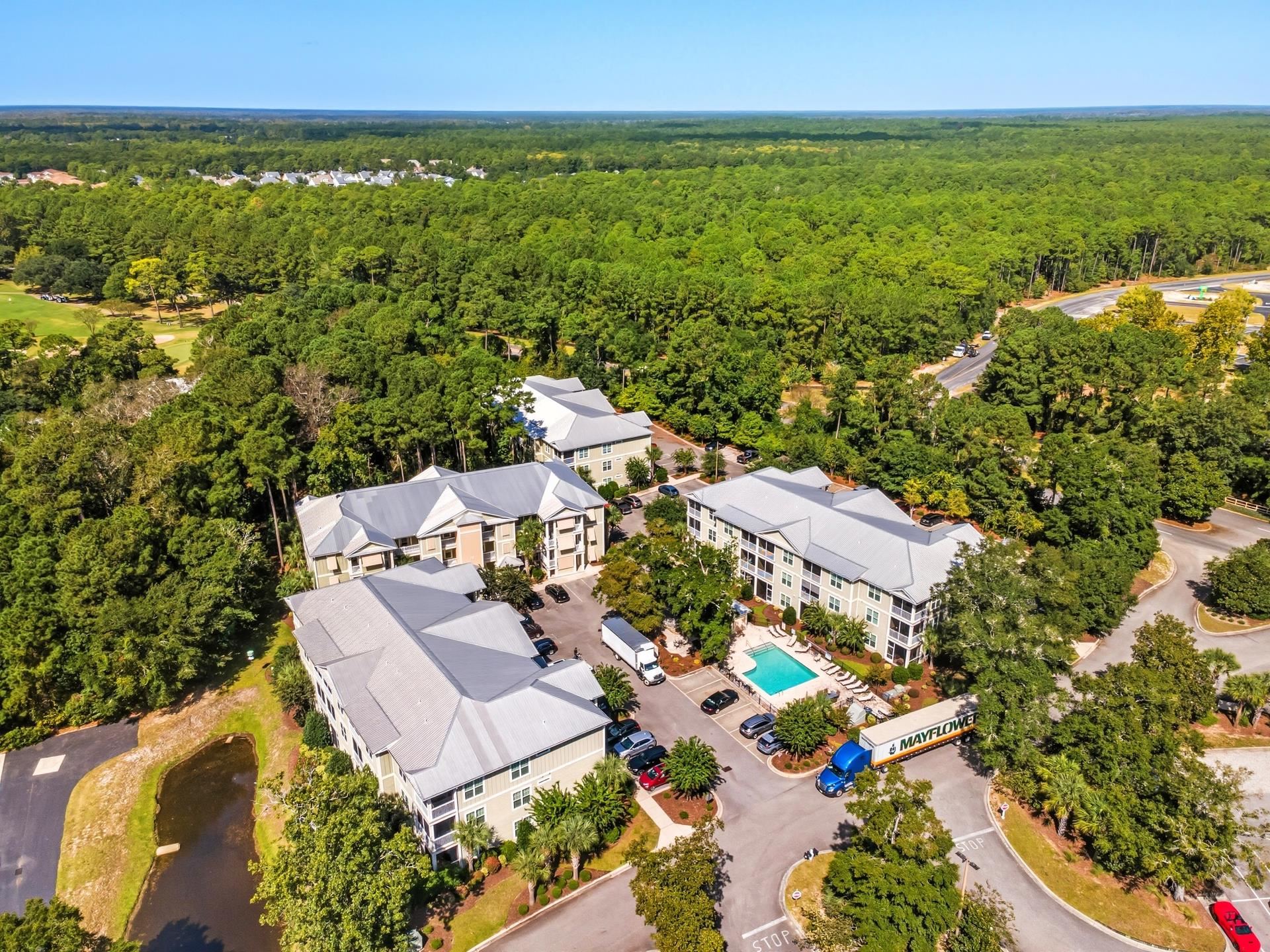 48 Mingo Dr. Unit: 2D