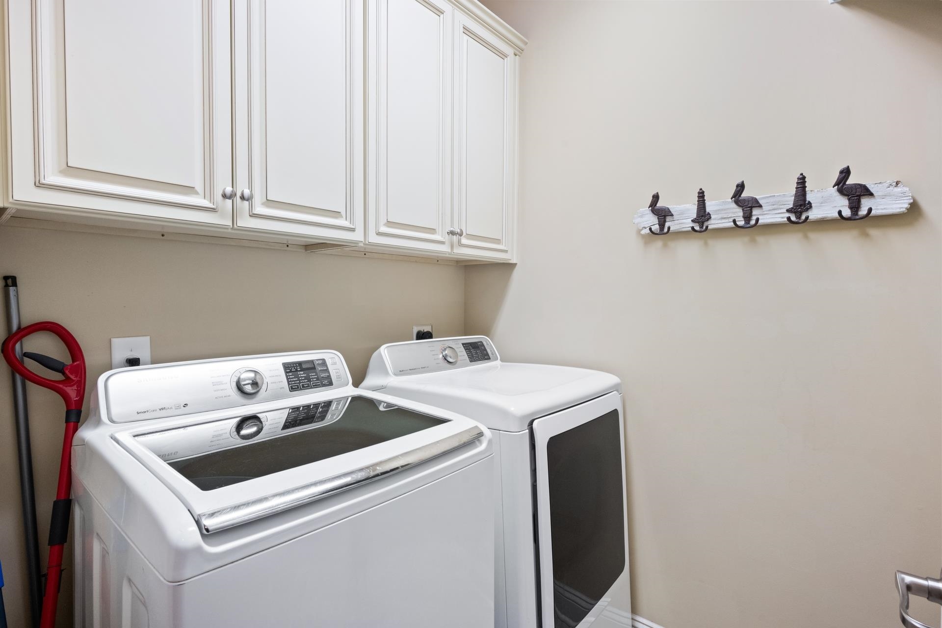 48 Mingo Dr. Unit: 2D