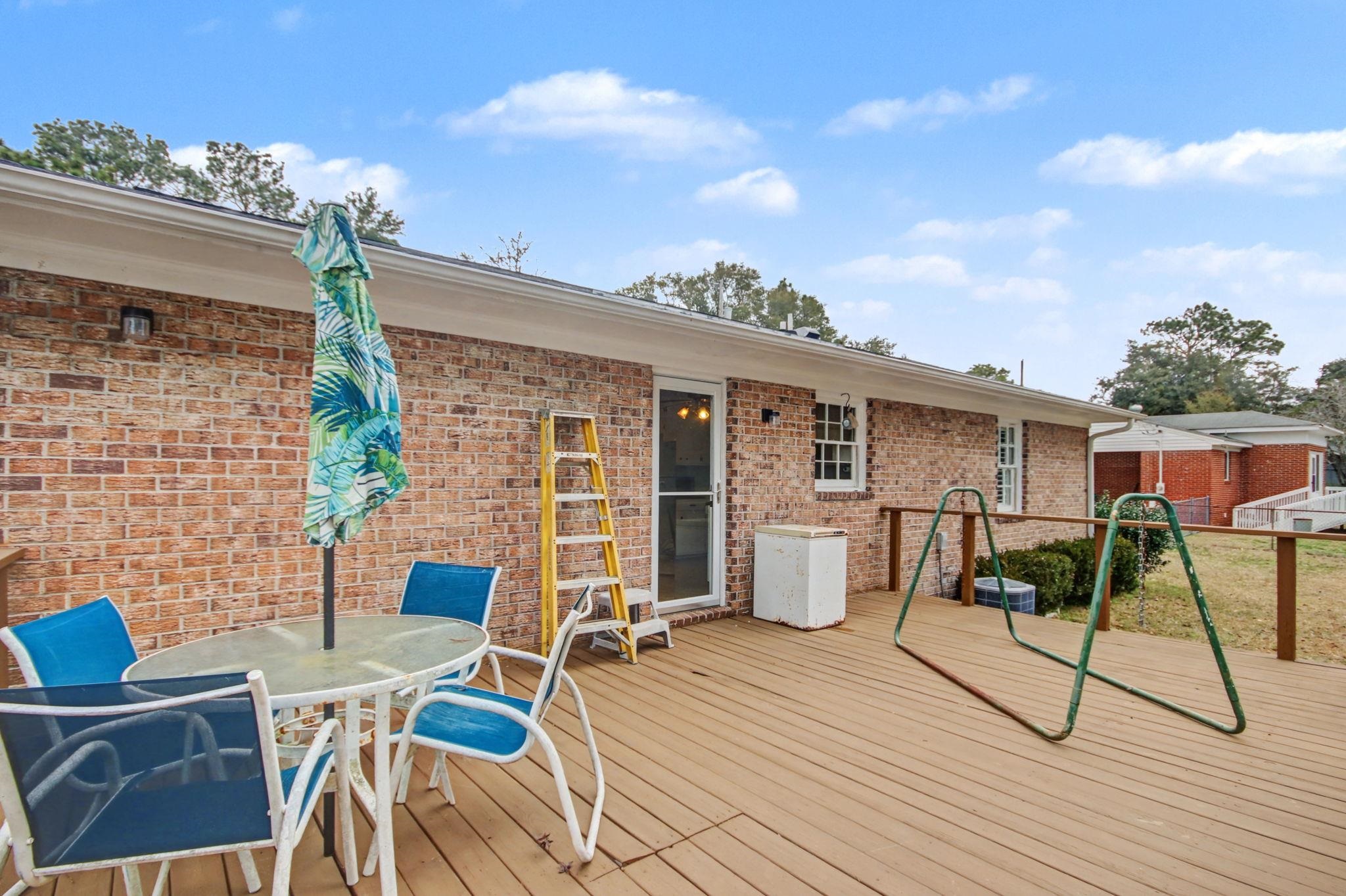 2713 Rion St.