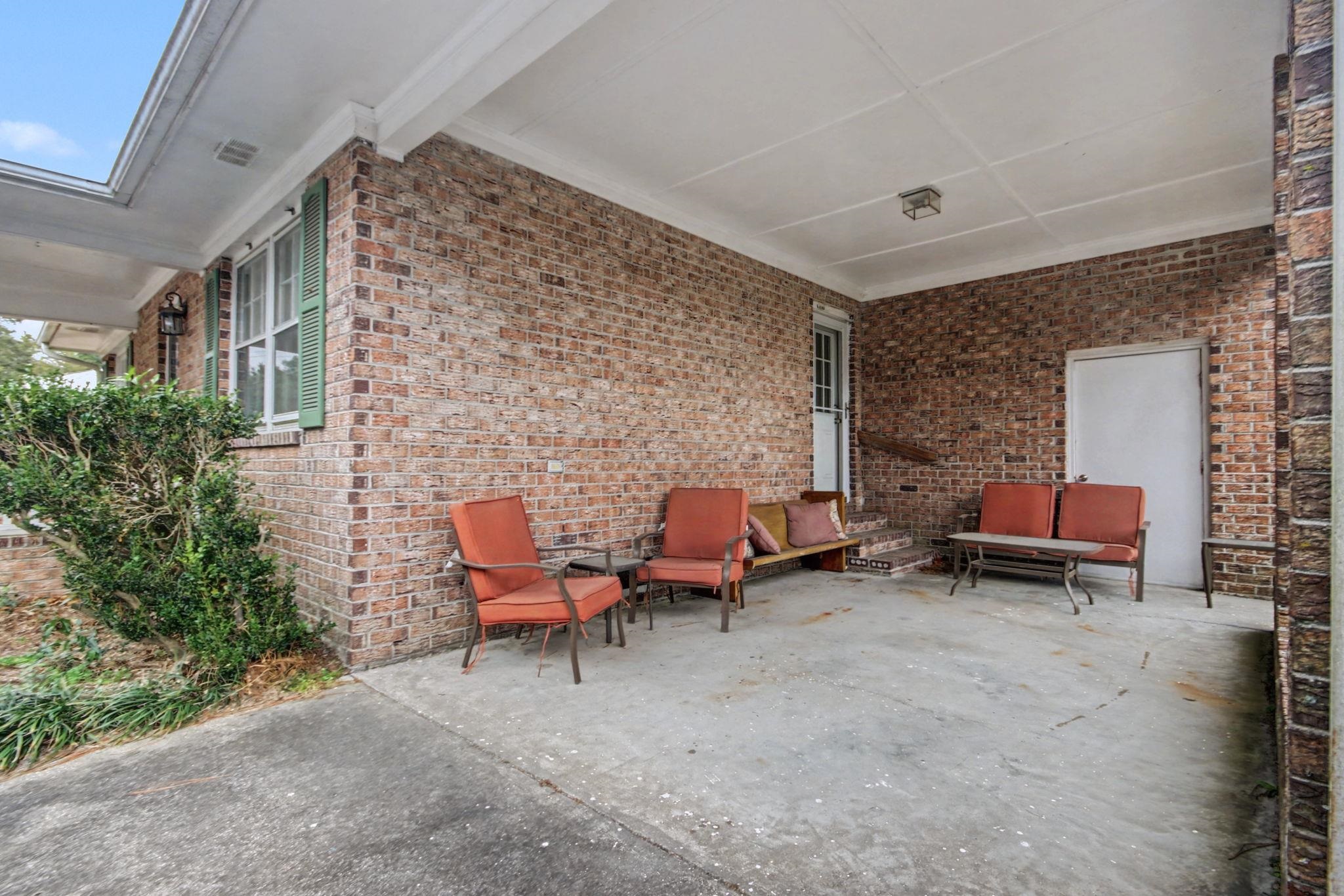 2713 Rion St.