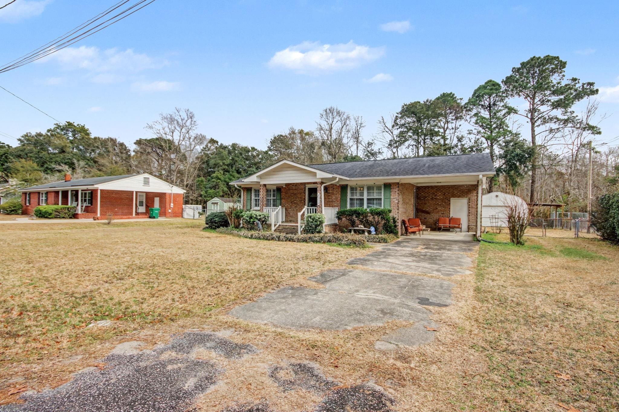 2713 Rion St.