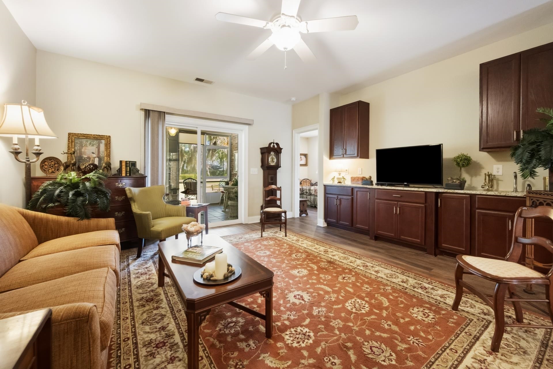 529 Golden Bear Dr. Unit: B