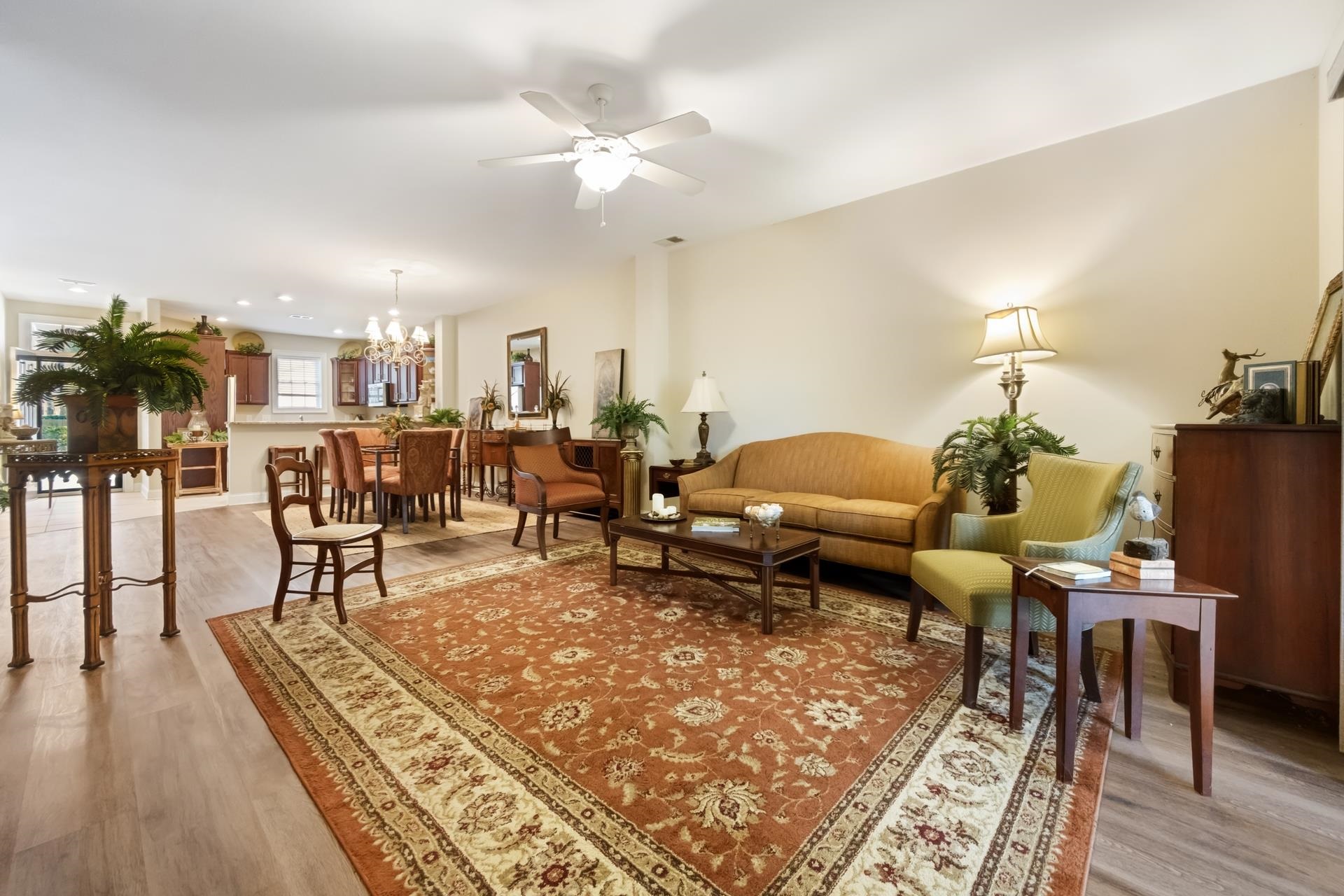 529 Golden Bear Dr. Unit: B