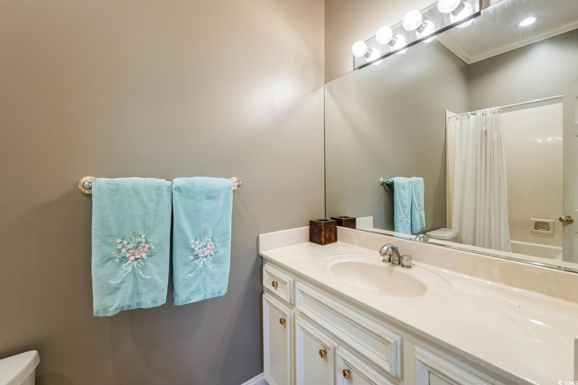 160 Colony Point Dr.