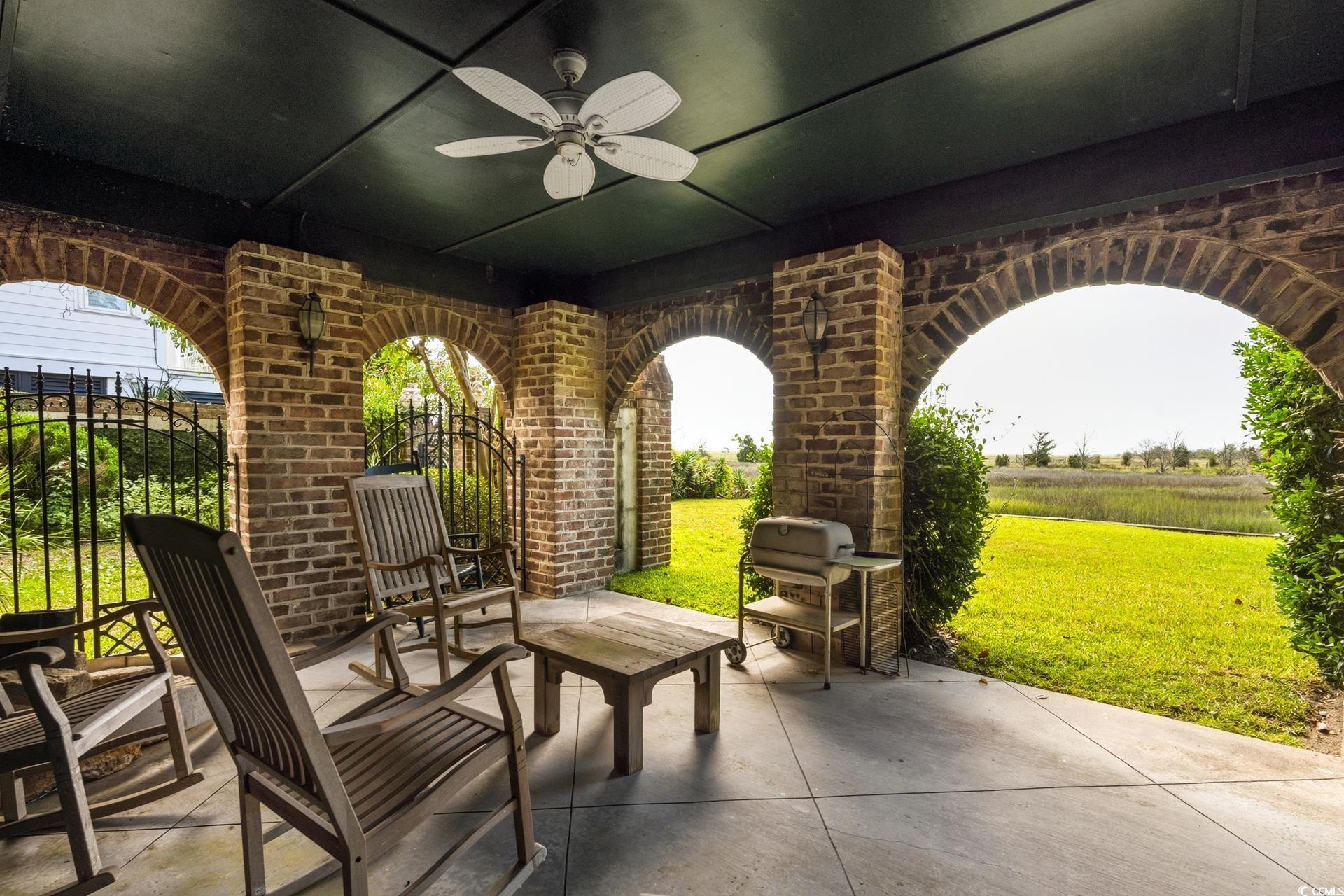 160 Colony Point Dr.