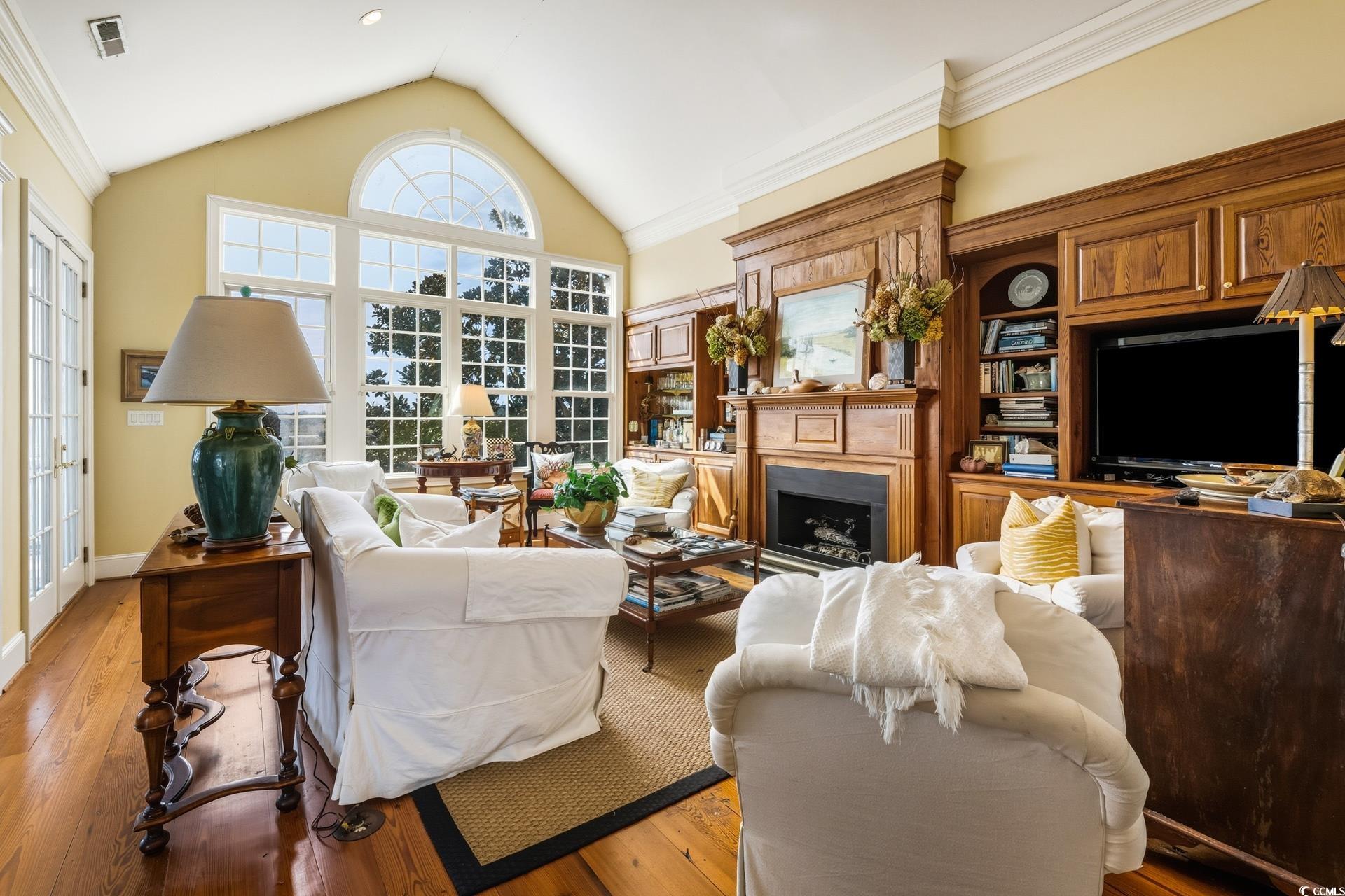 160 Colony Point Dr.