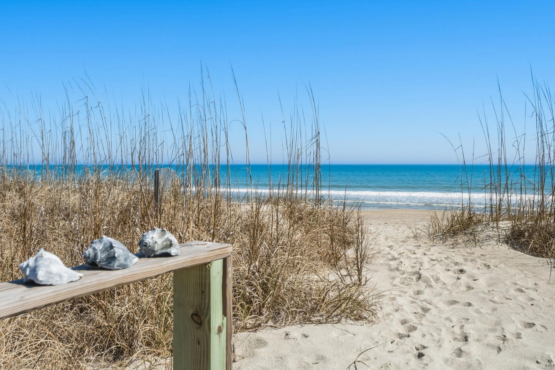 1059 DeBordieu Blvd. Unit: 5