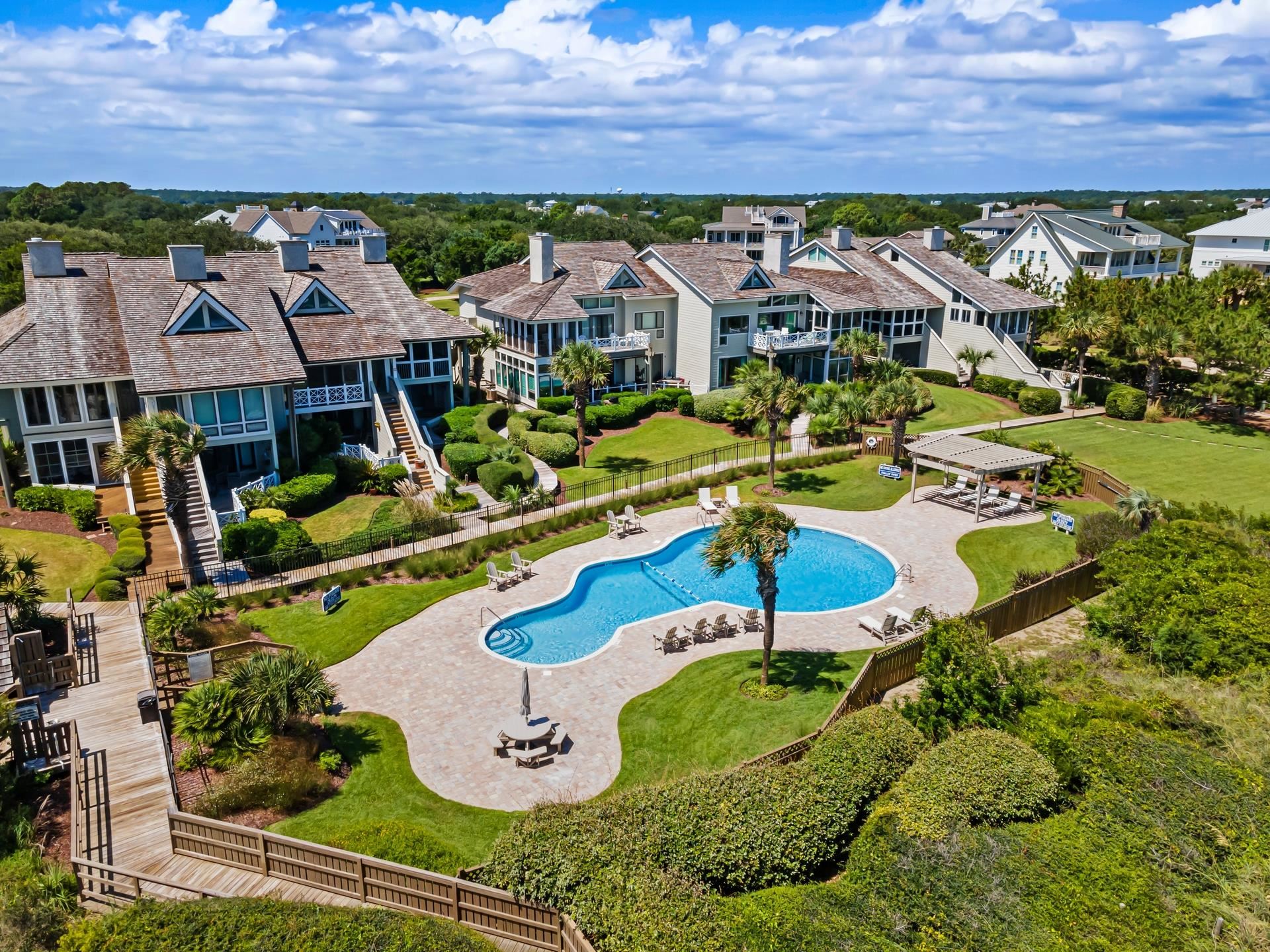 1059 DeBordieu Blvd. Unit: 5