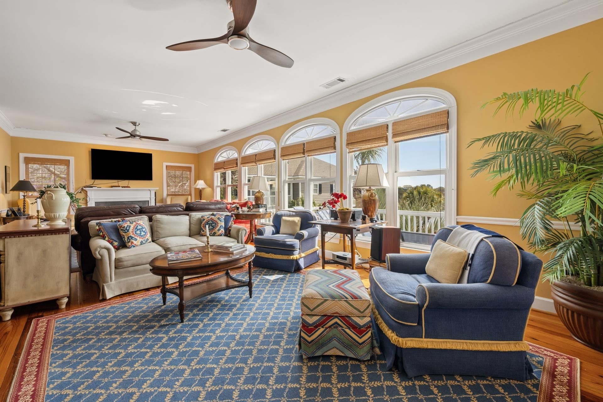 261 Marsh Lake Dr. Unit: 19