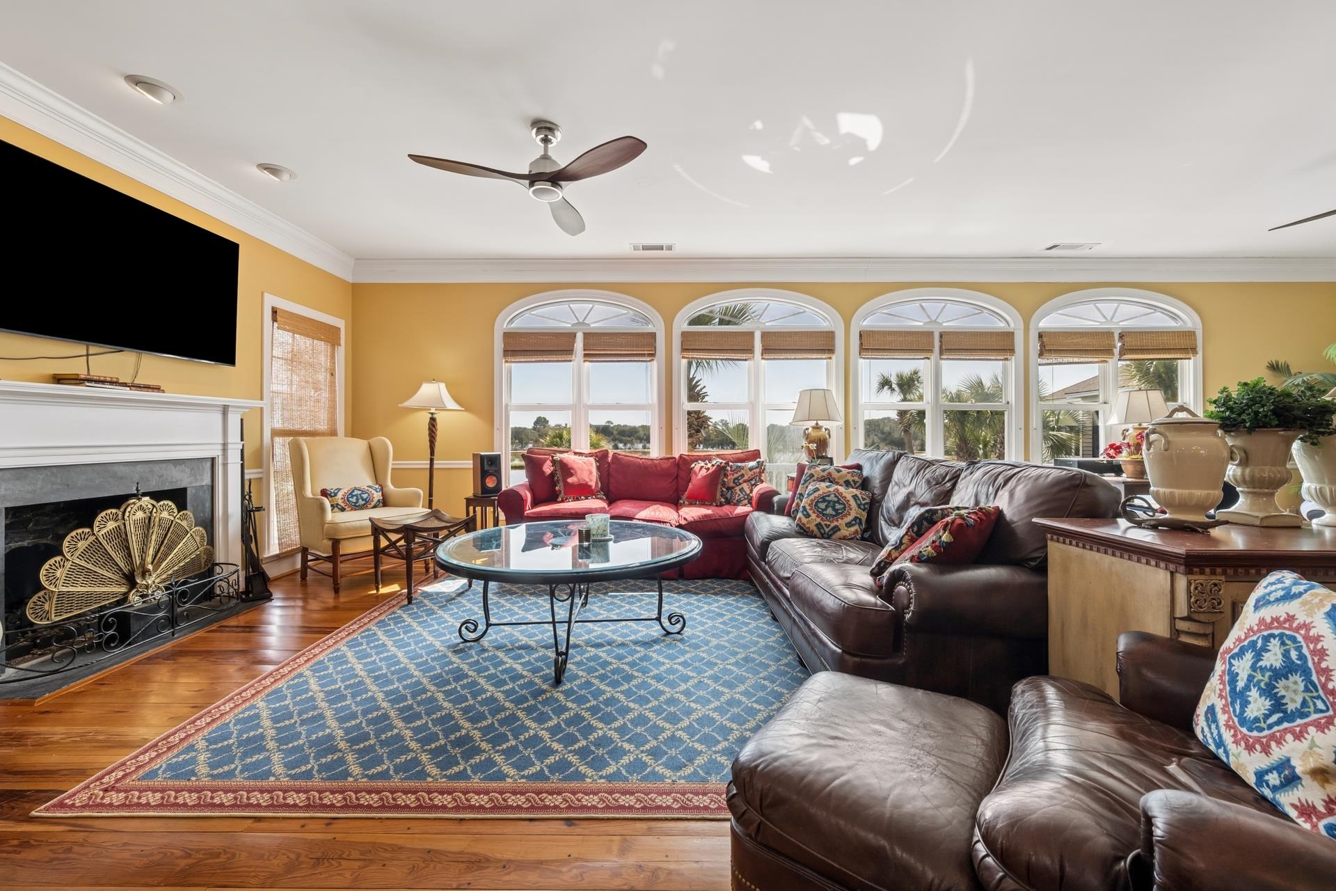 261 Marsh Lake Dr. Unit: 19