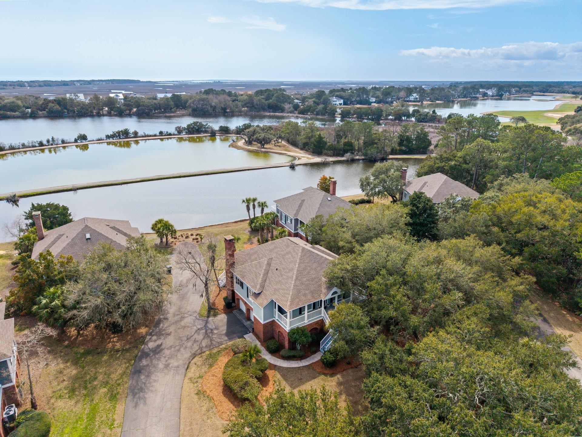 261 Marsh Lake Dr. Unit: 19