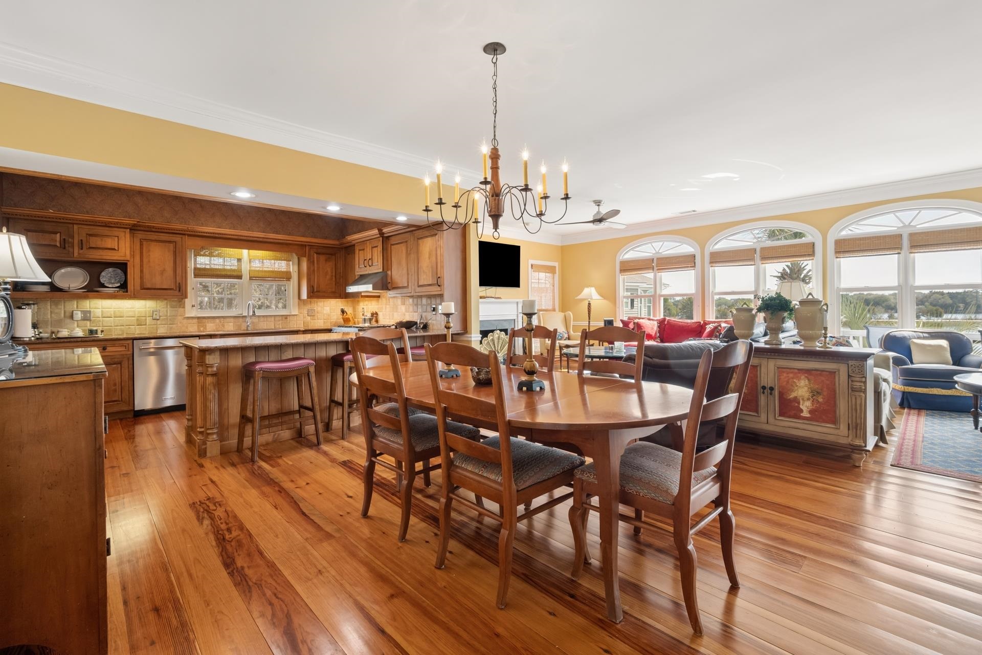 261 Marsh Lake Dr. Unit: 19