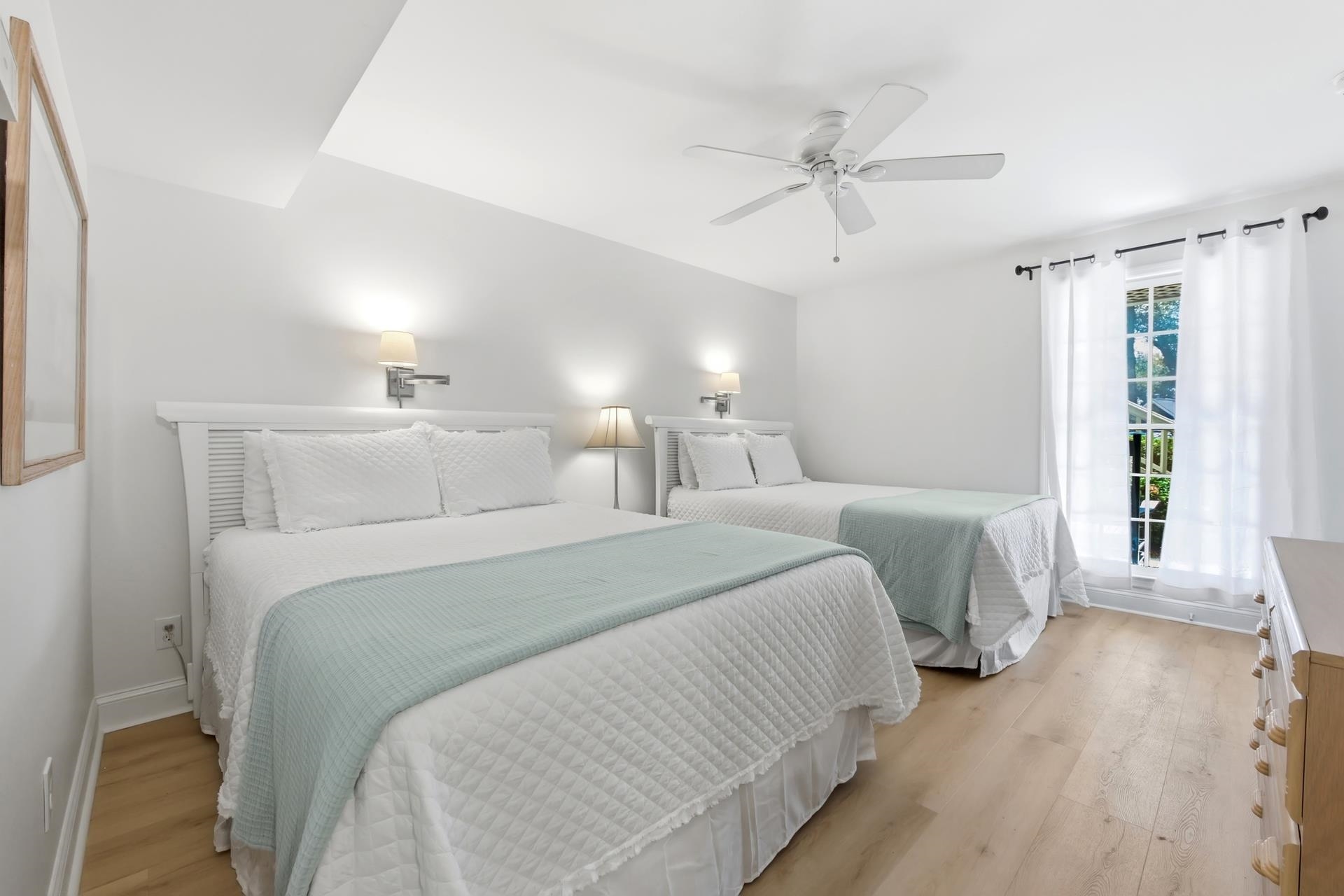 225 Tanglewood Dr. Unit: 1