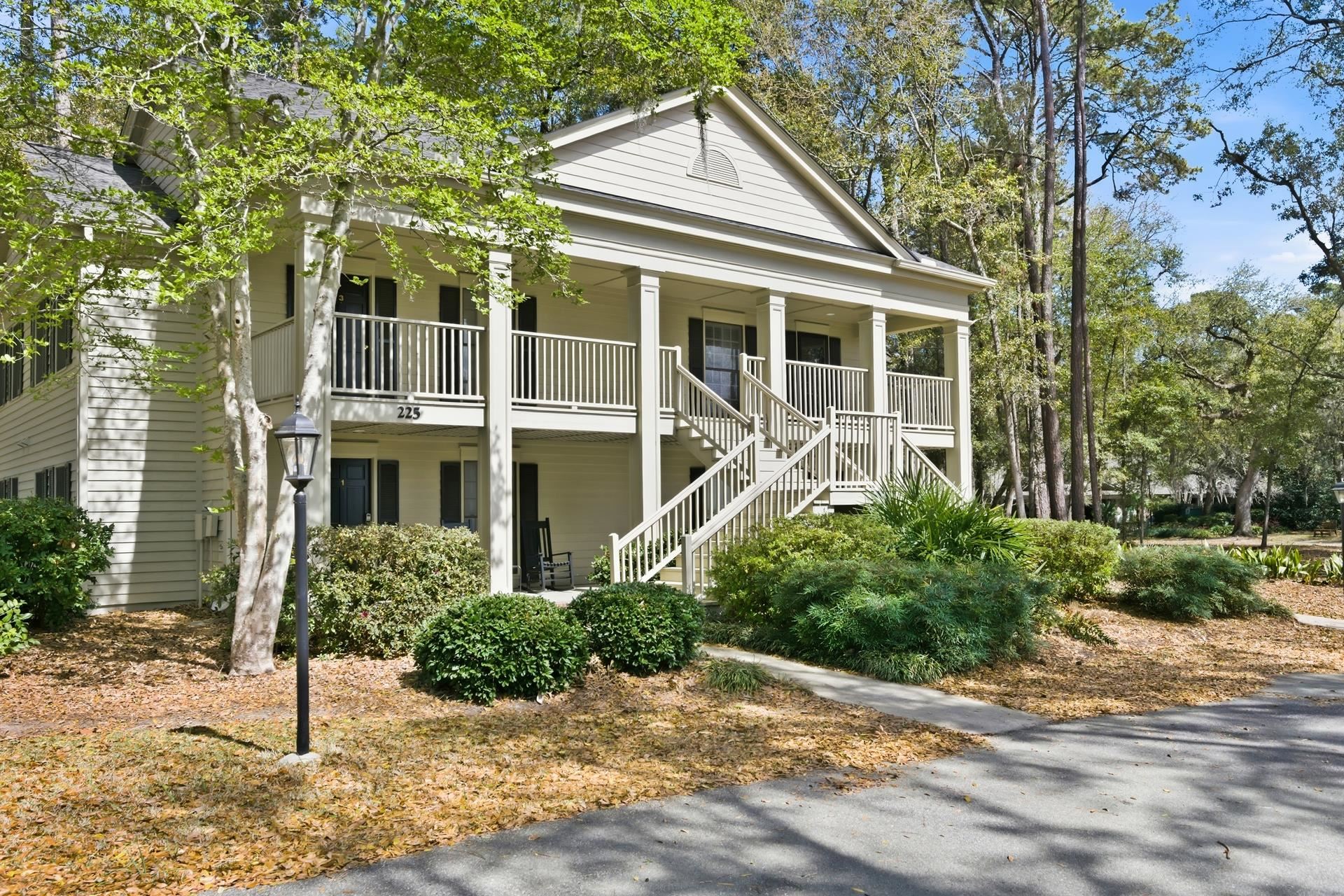 225 Tanglewood Dr. Unit: 1