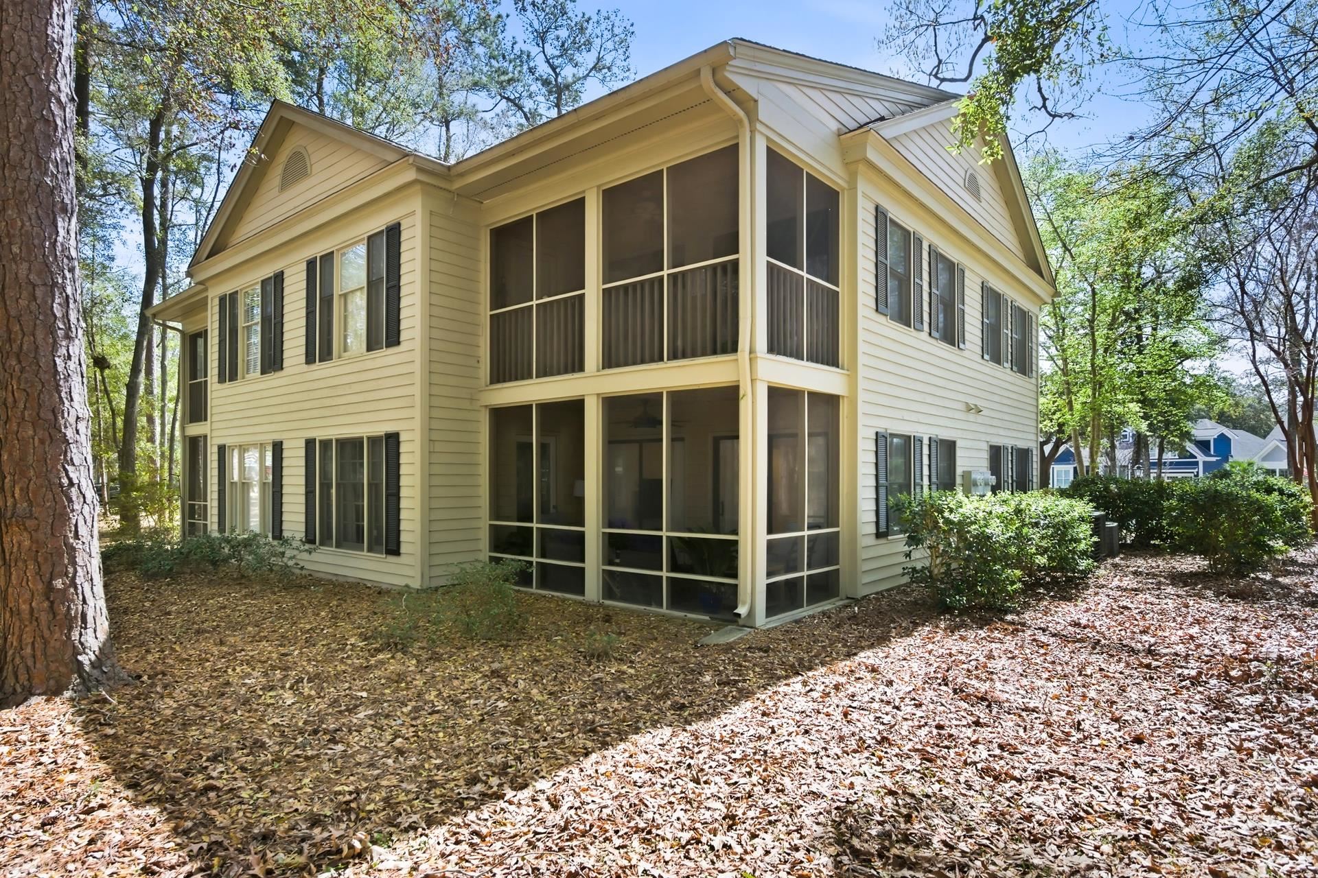 225 Tanglewood Dr. Unit: 1