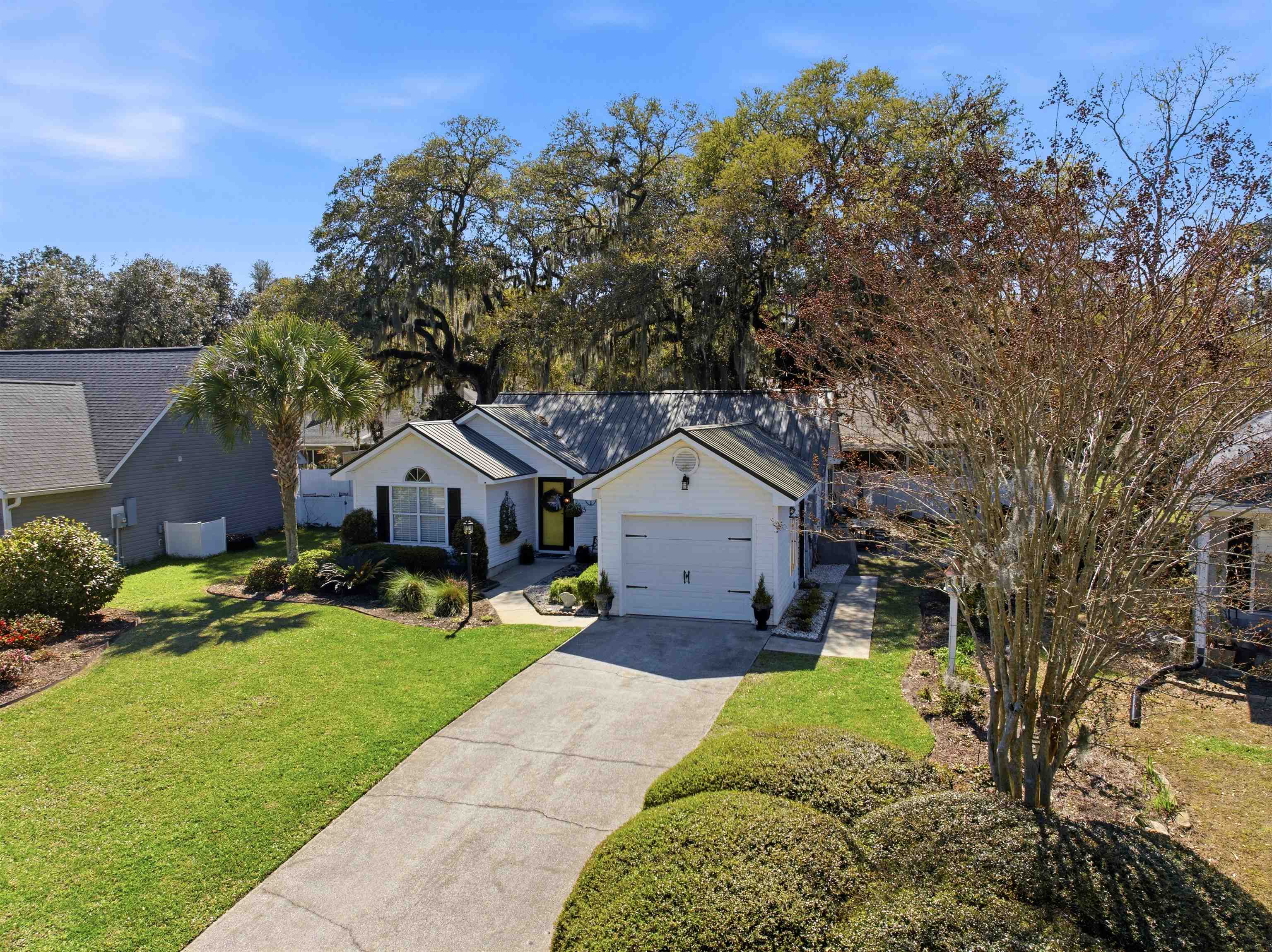 43 Daniel Morrall Ln.