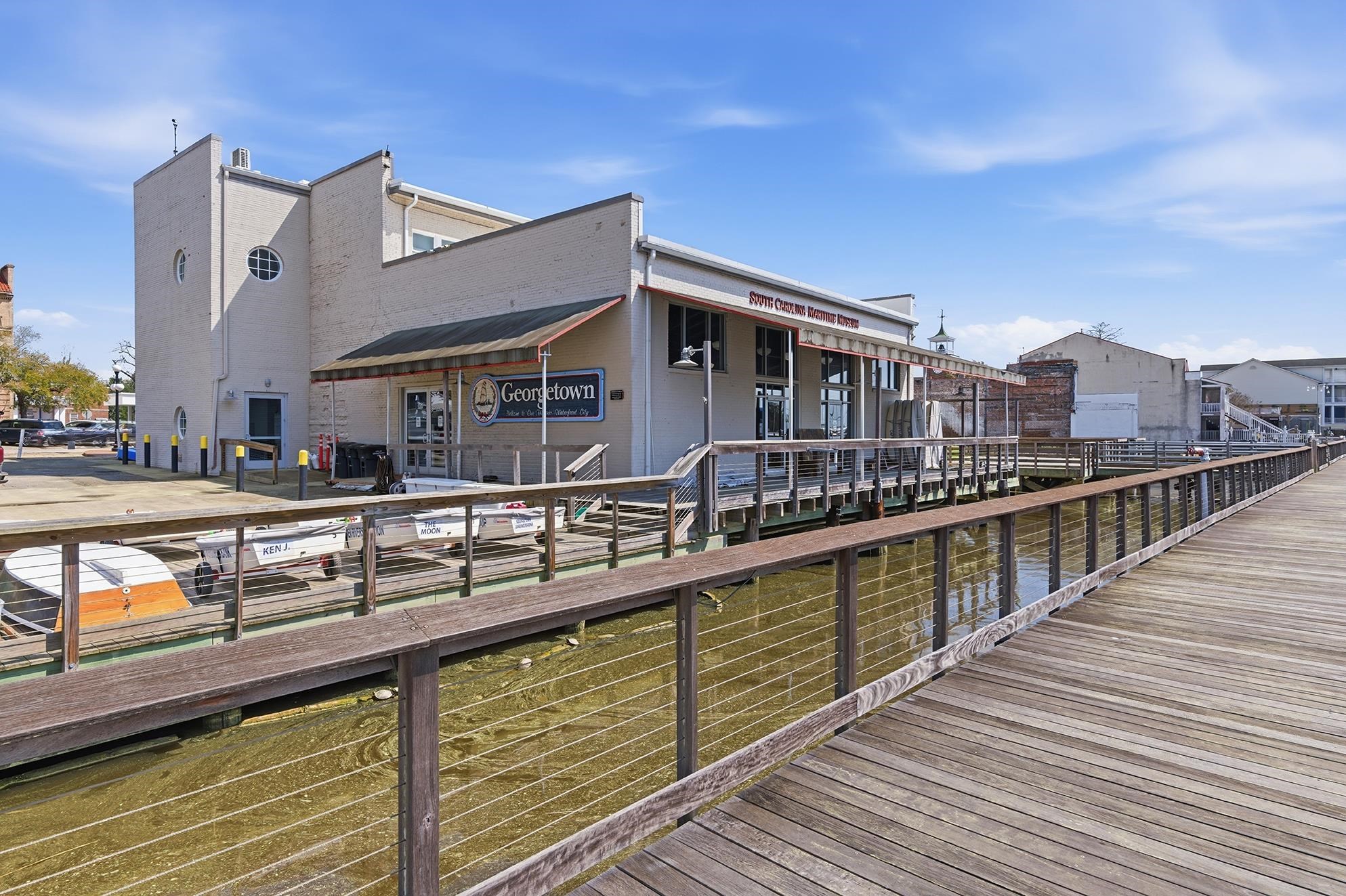 43 Daniel Morrall Ln.