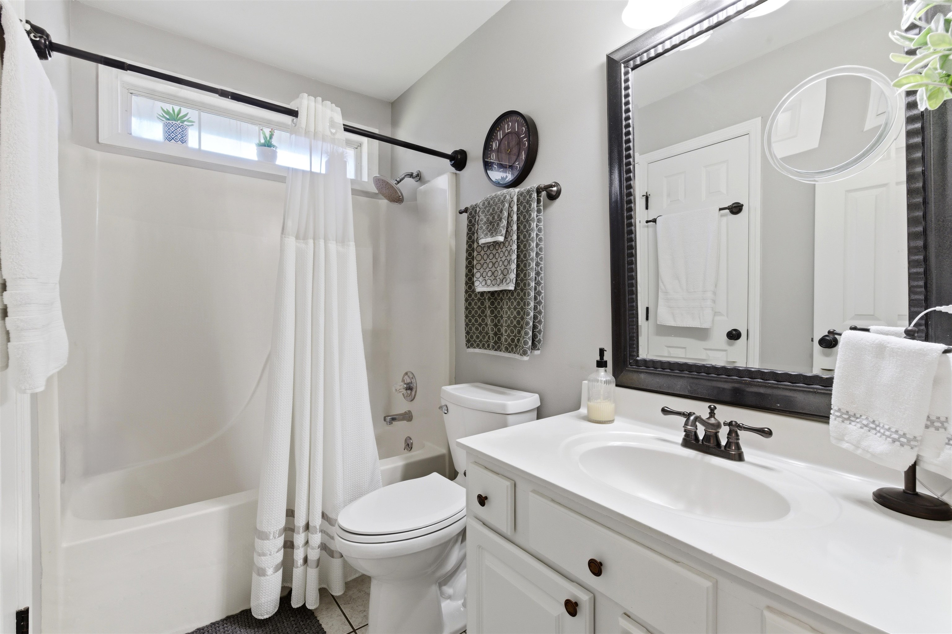 43 Daniel Morrall Ln.