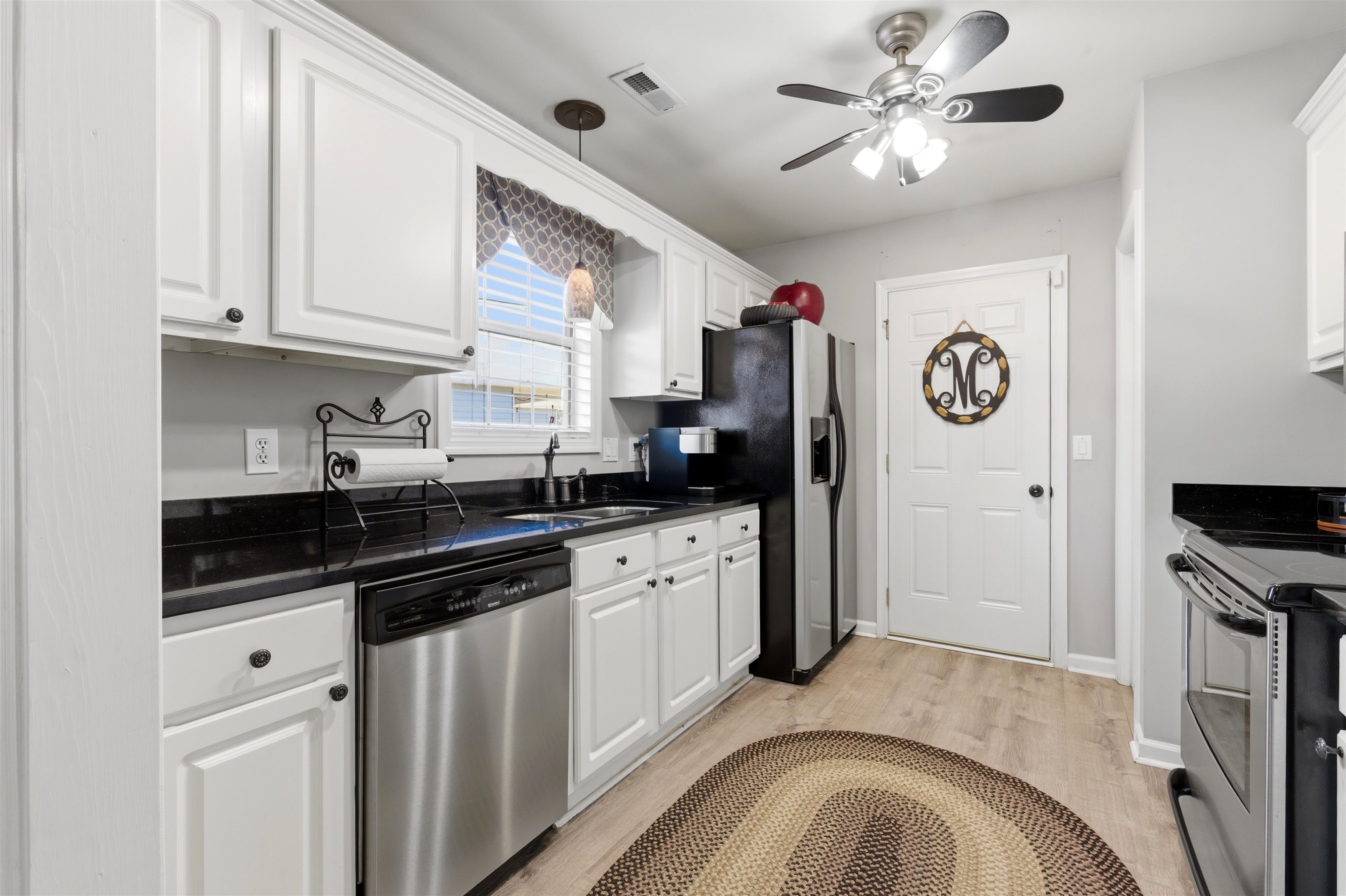 43 Daniel Morrall Ln.