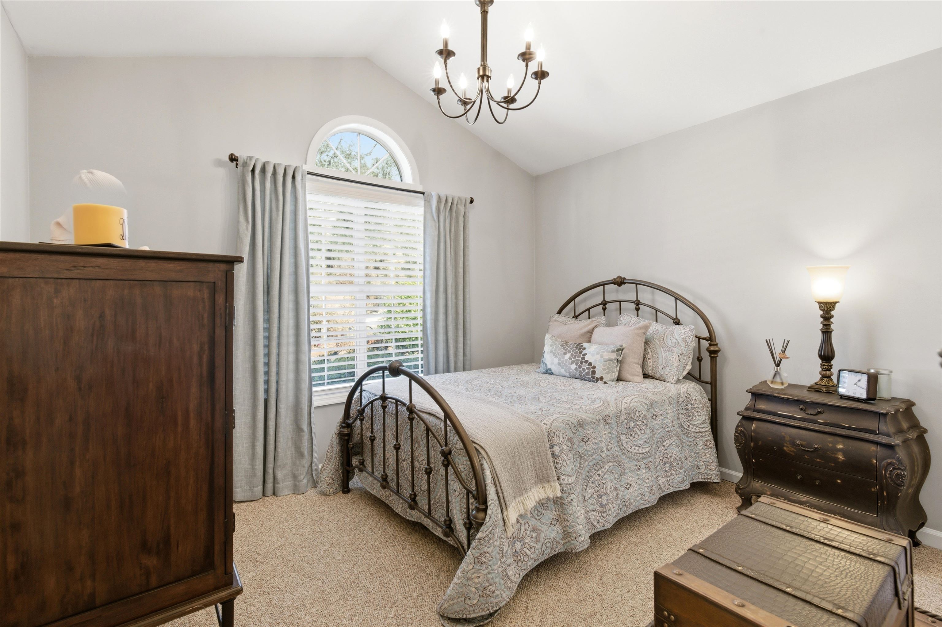 43 Daniel Morrall Ln.