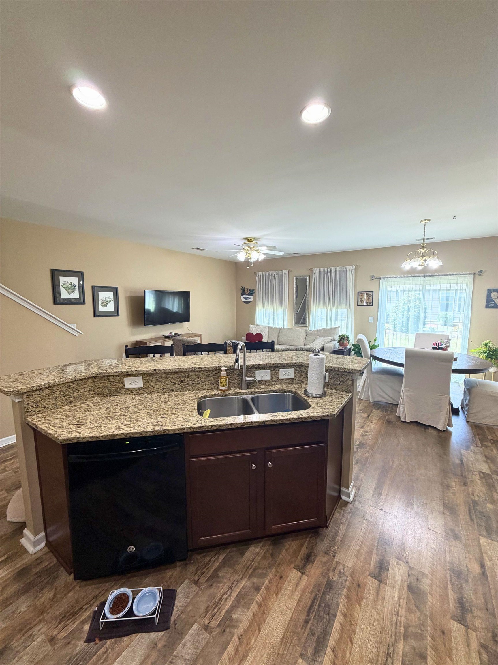 720 Pickering Dr. Unit: C