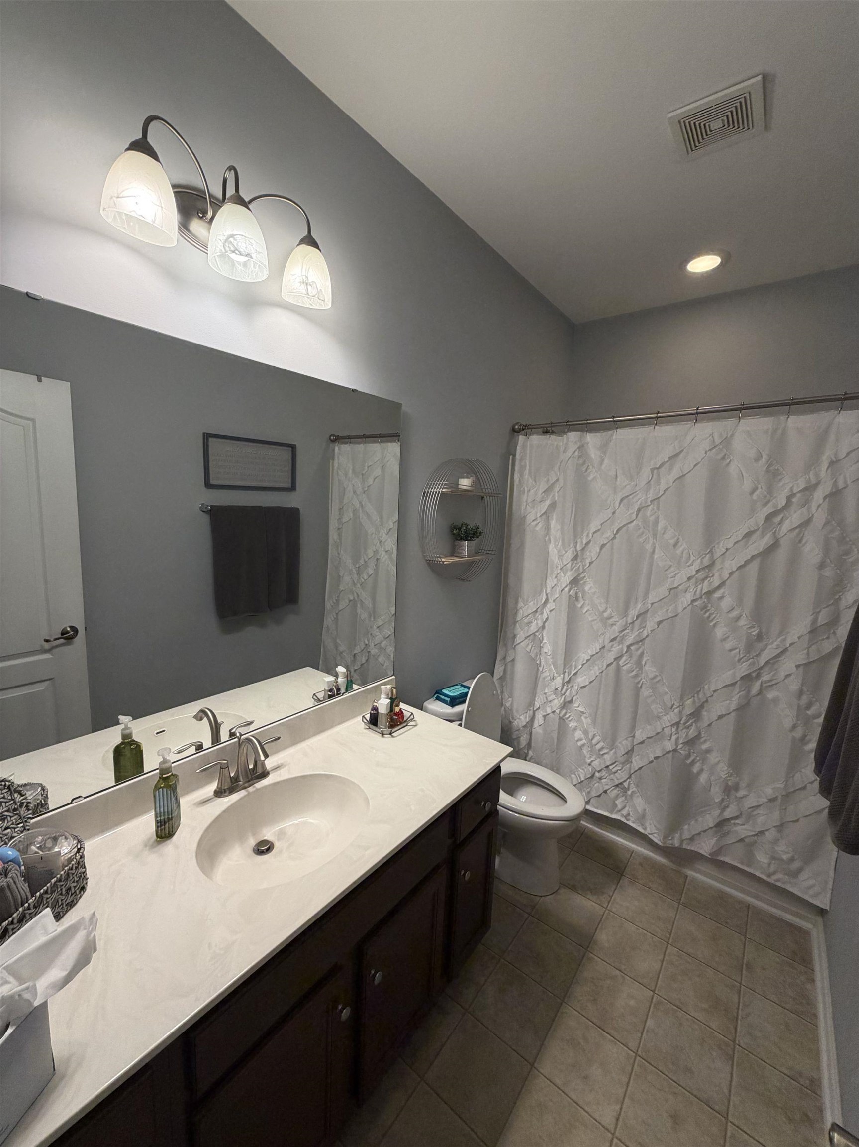 720 Pickering Dr. Unit: C