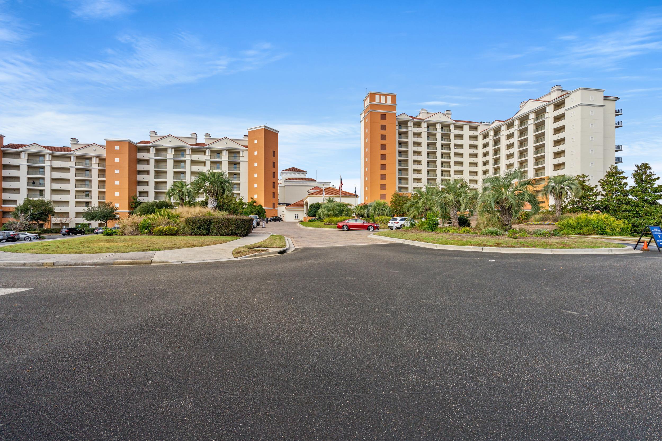 8121 Amalfi Pl. Unit: 7-604