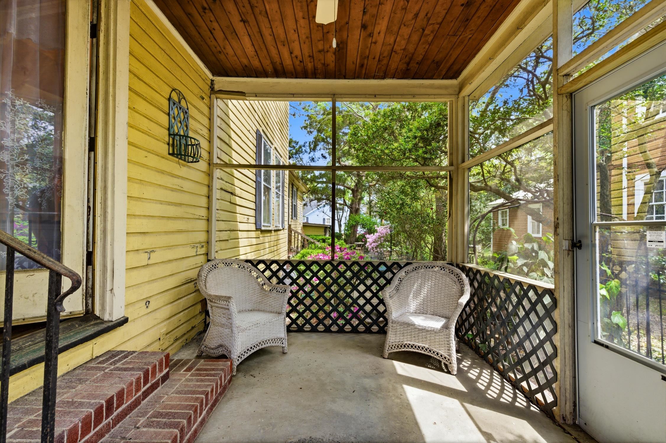 930 Highmarket St.