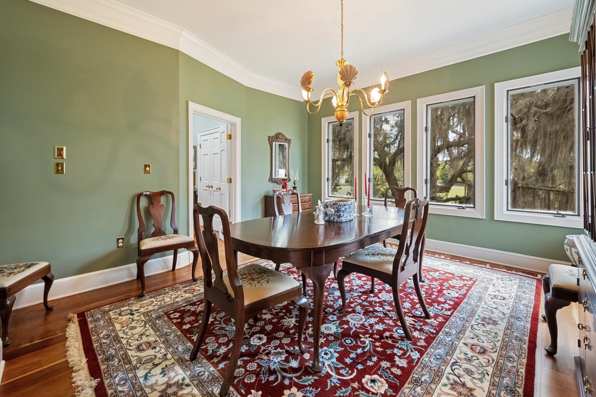 110 Swan Point Trail