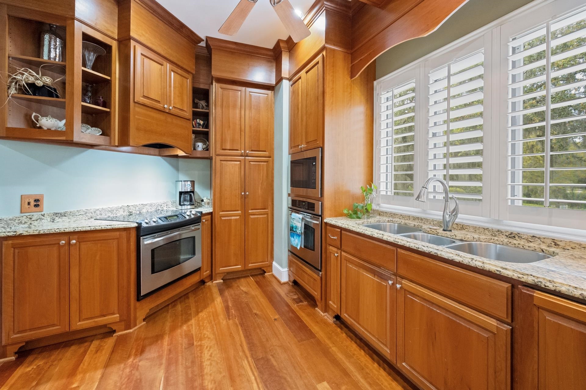 110 Swan Point Trail
